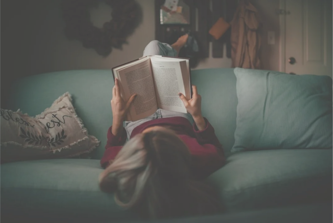 La Bibliothèque Mystique de La Maison Vent de Fraîcheur - Le Blog par Justine Reid et Nessa Dupuy.png
