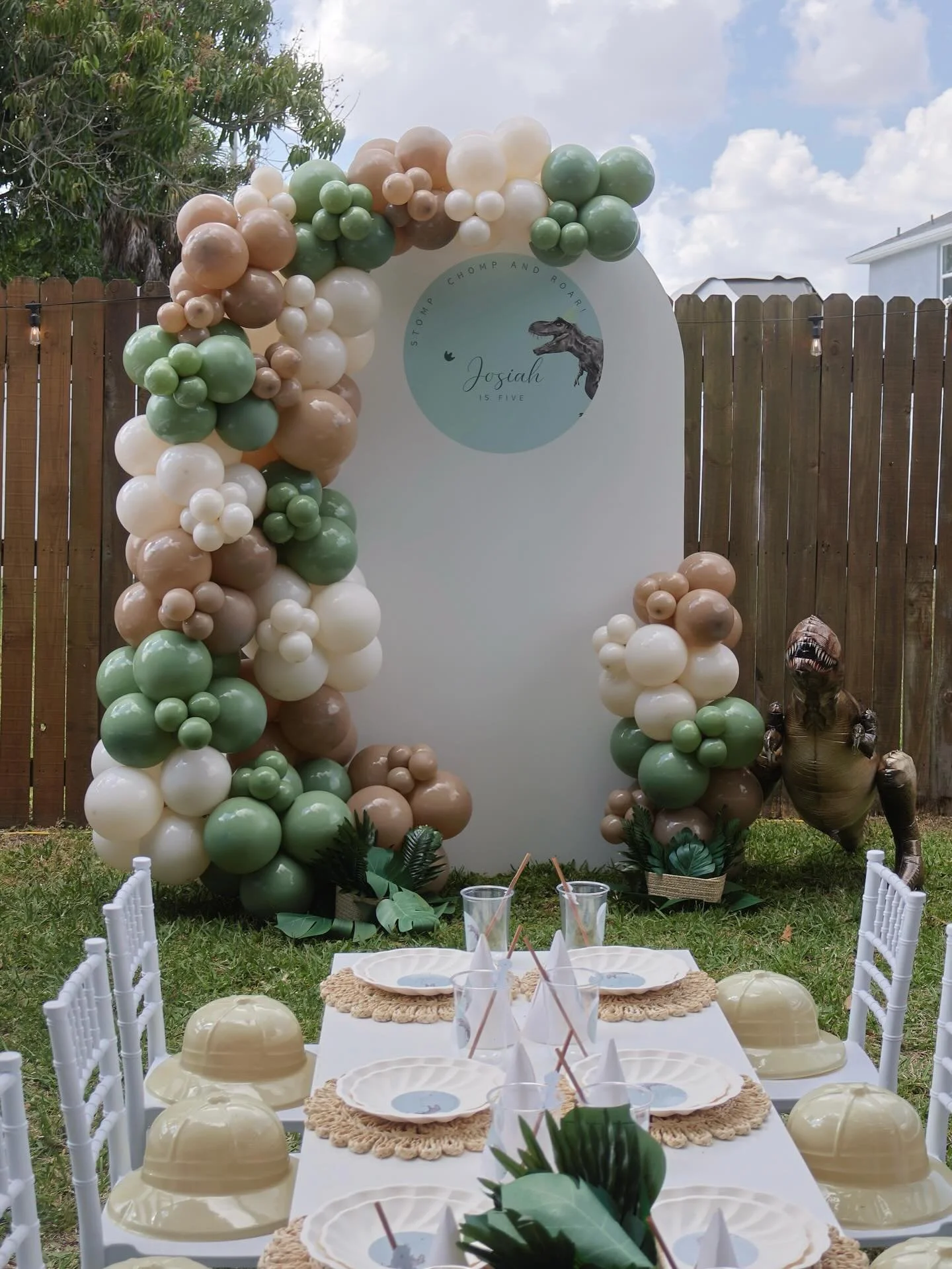 Every detail designed with love 🤍 earthy tones, little moments, big memories.

#WonderhausEvents
#LuxuryKidsParties
#KidsPartyStyling
#CustomPartyDesign
#partydetailsmatter