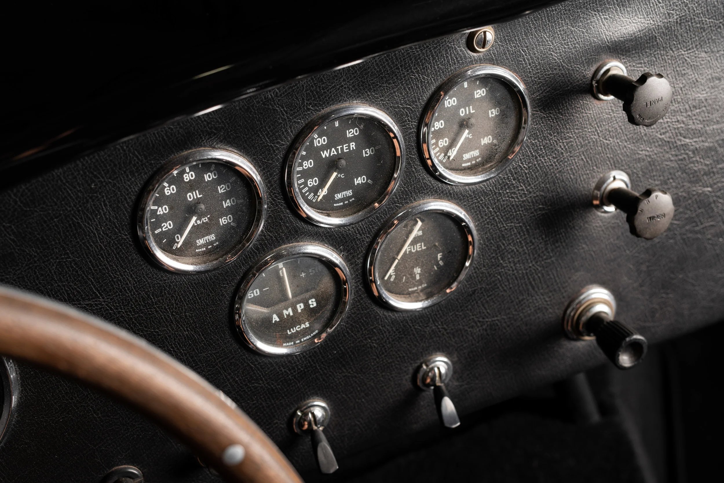 1966 Shelby Cobra 427-8.jpg