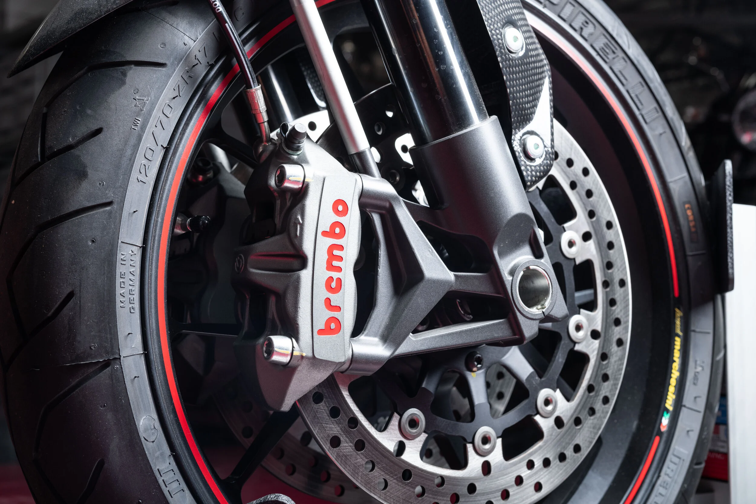 2008 Ducati Hypermotard 1100 S-5.jpg