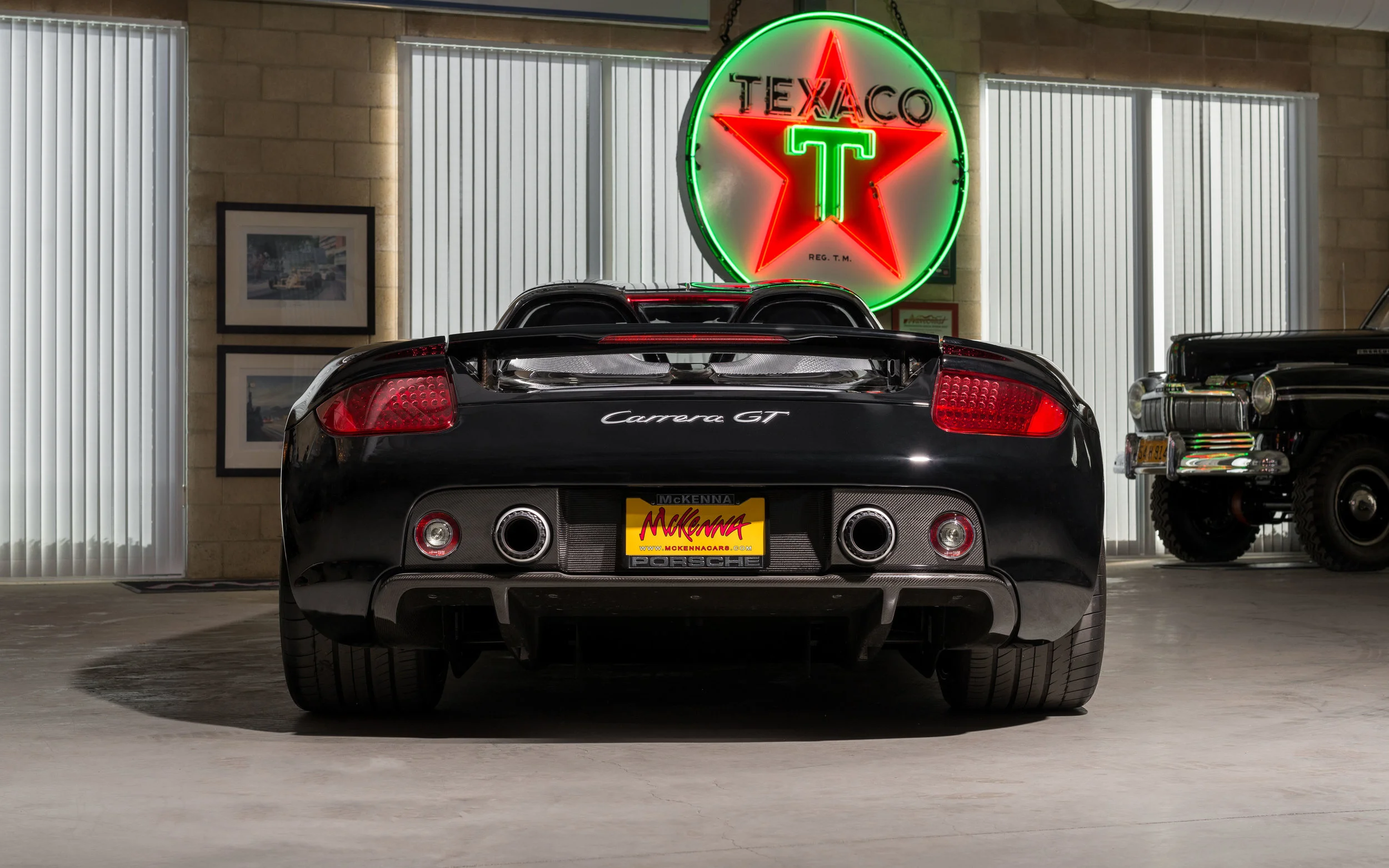 Porsche Carrera GT-3.jpg