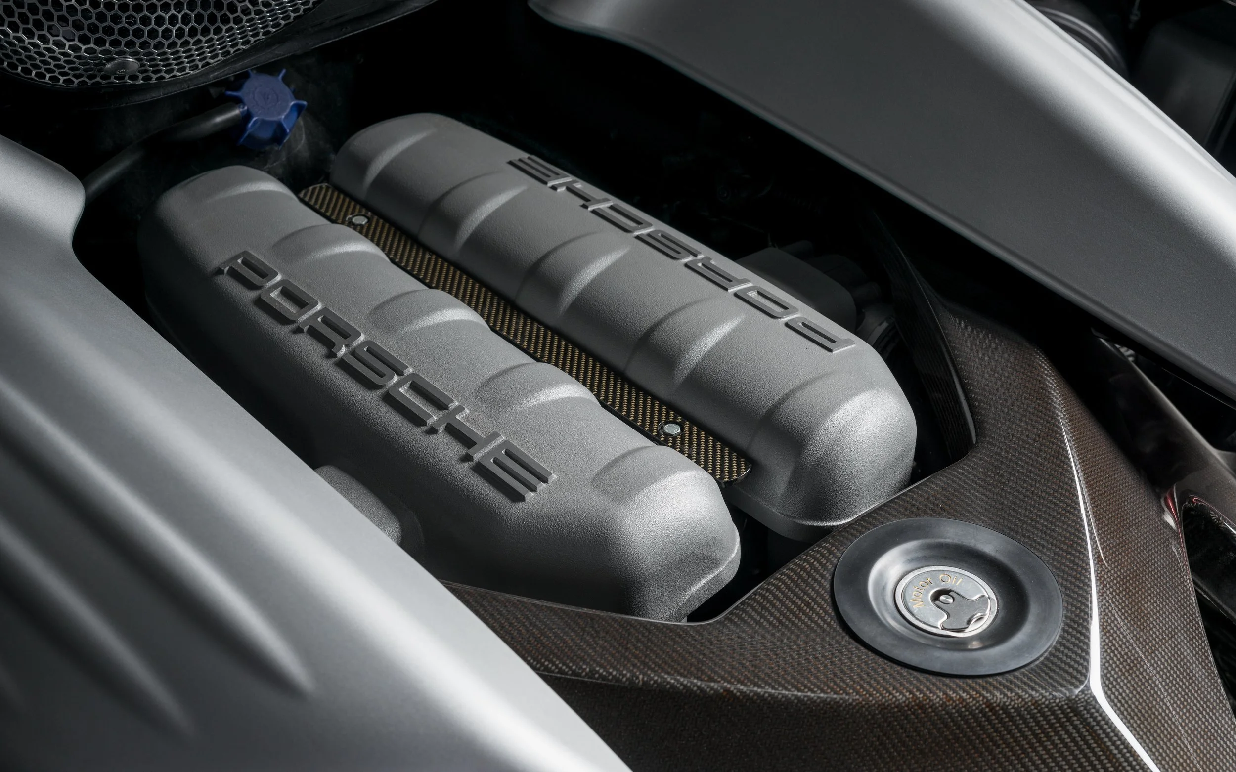 Porsche Carrera GT-7.jpg