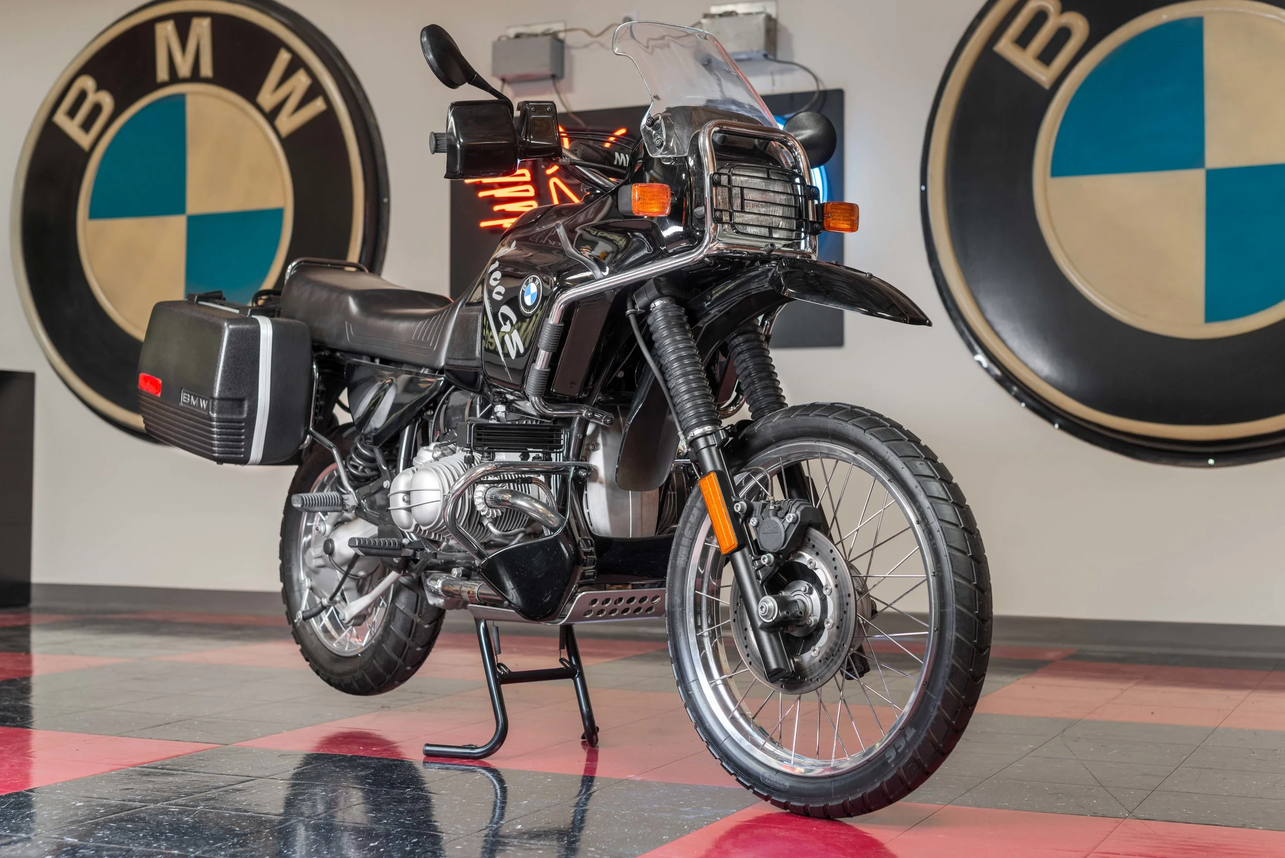 1988 BMW R100GS-2.jpg