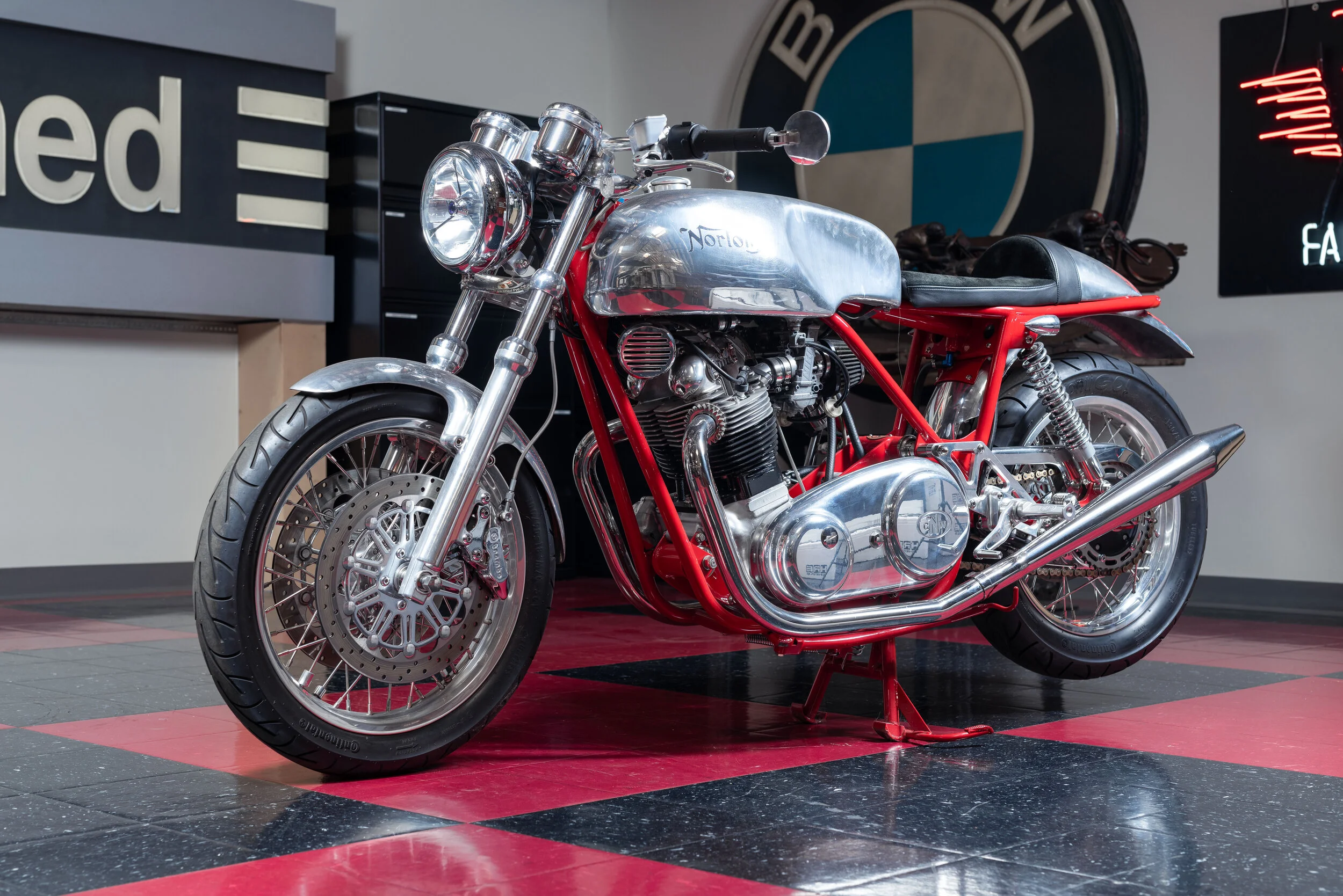 1974 Norton Cafe Racer-2.jpg