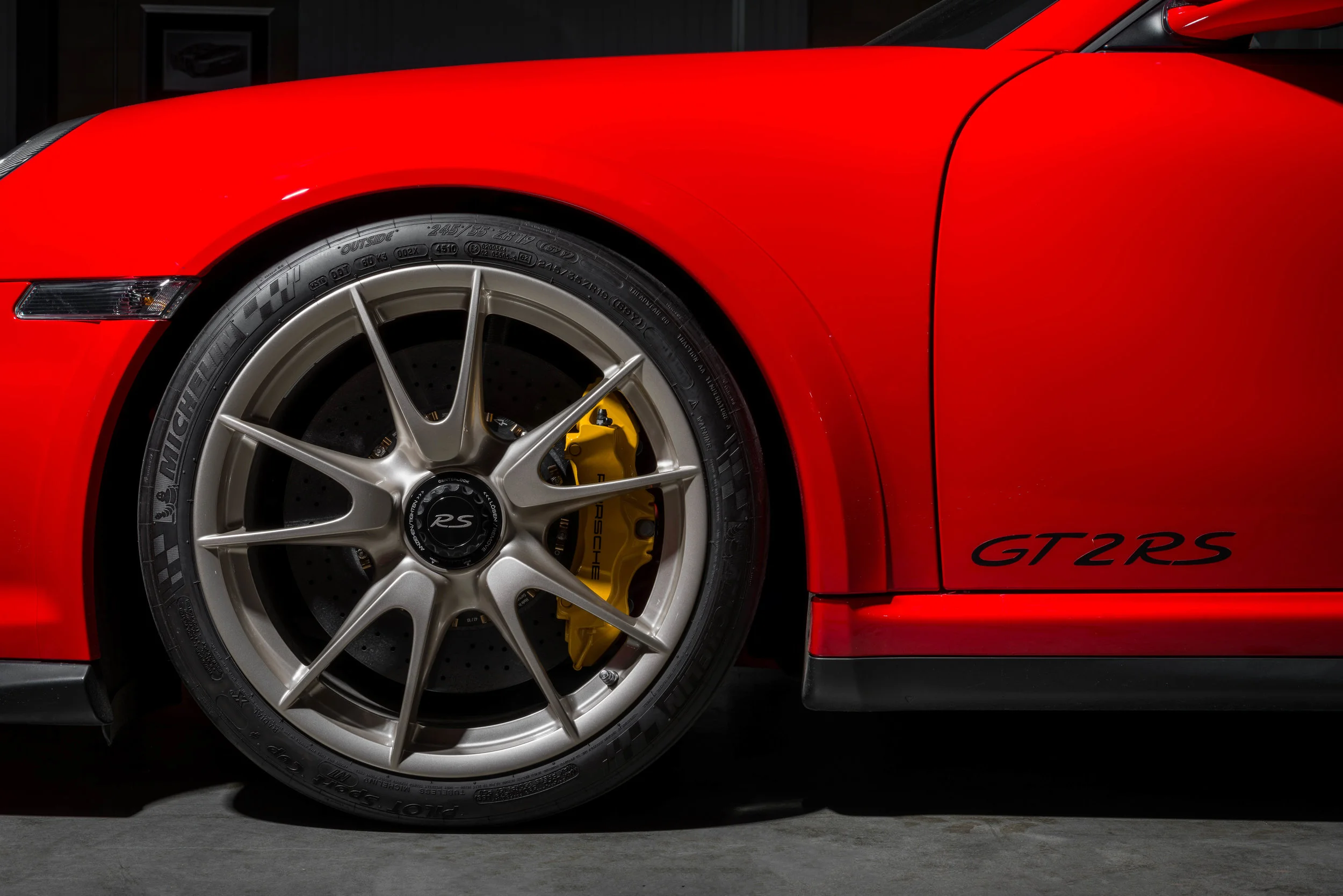 Porsche GT2 RS-6.jpg