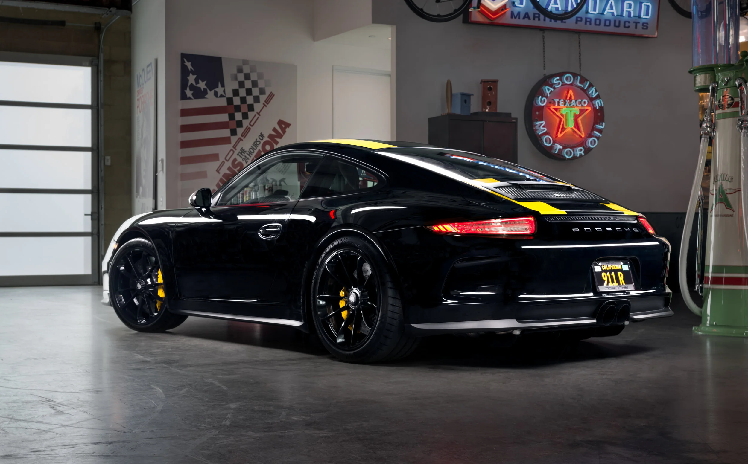 911 R-2.jpg