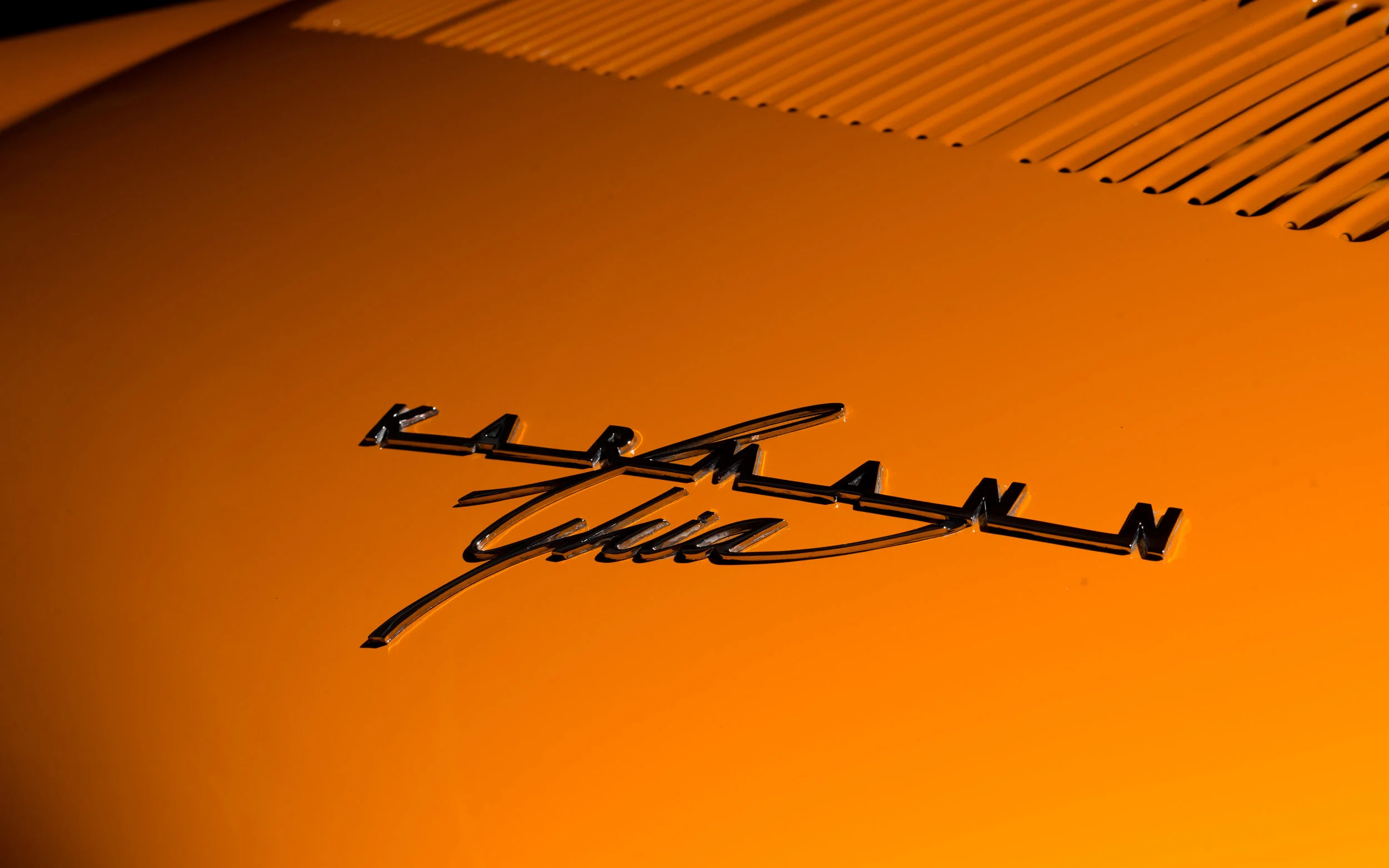 Volkswagen Karmann Ghia-6.jpg