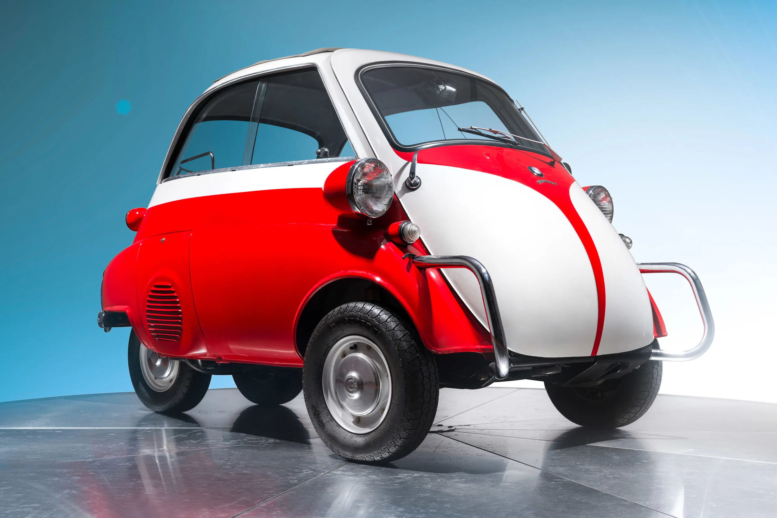 1958 BMW Isetta.jpg