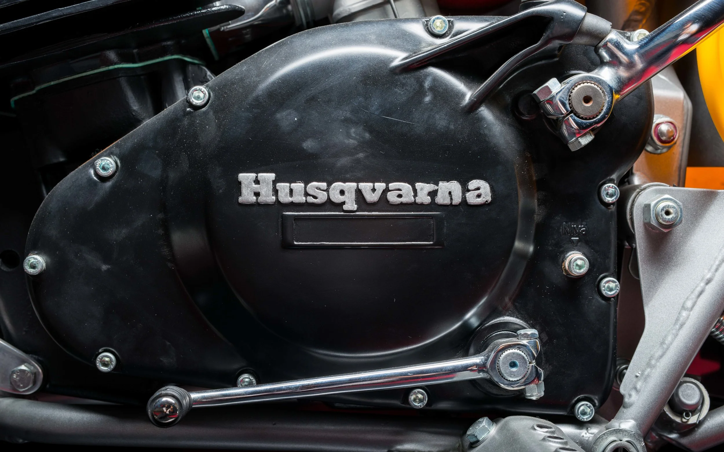 Husqvarna-3.jpg