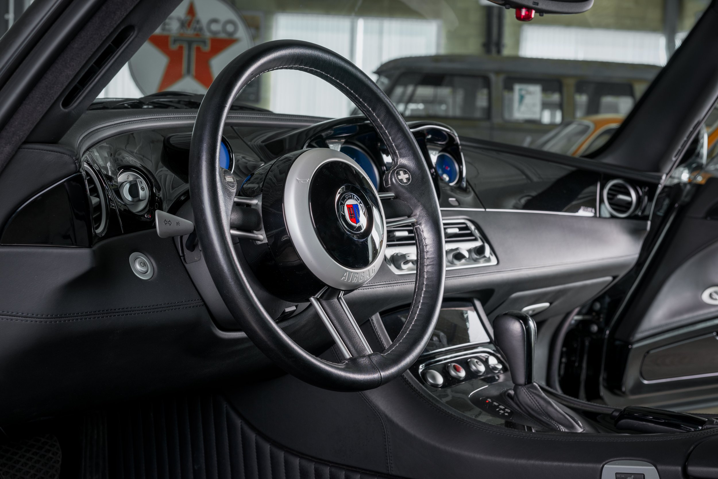 2003 BMW Z8 Alpina V8 Roadster-9.jpg