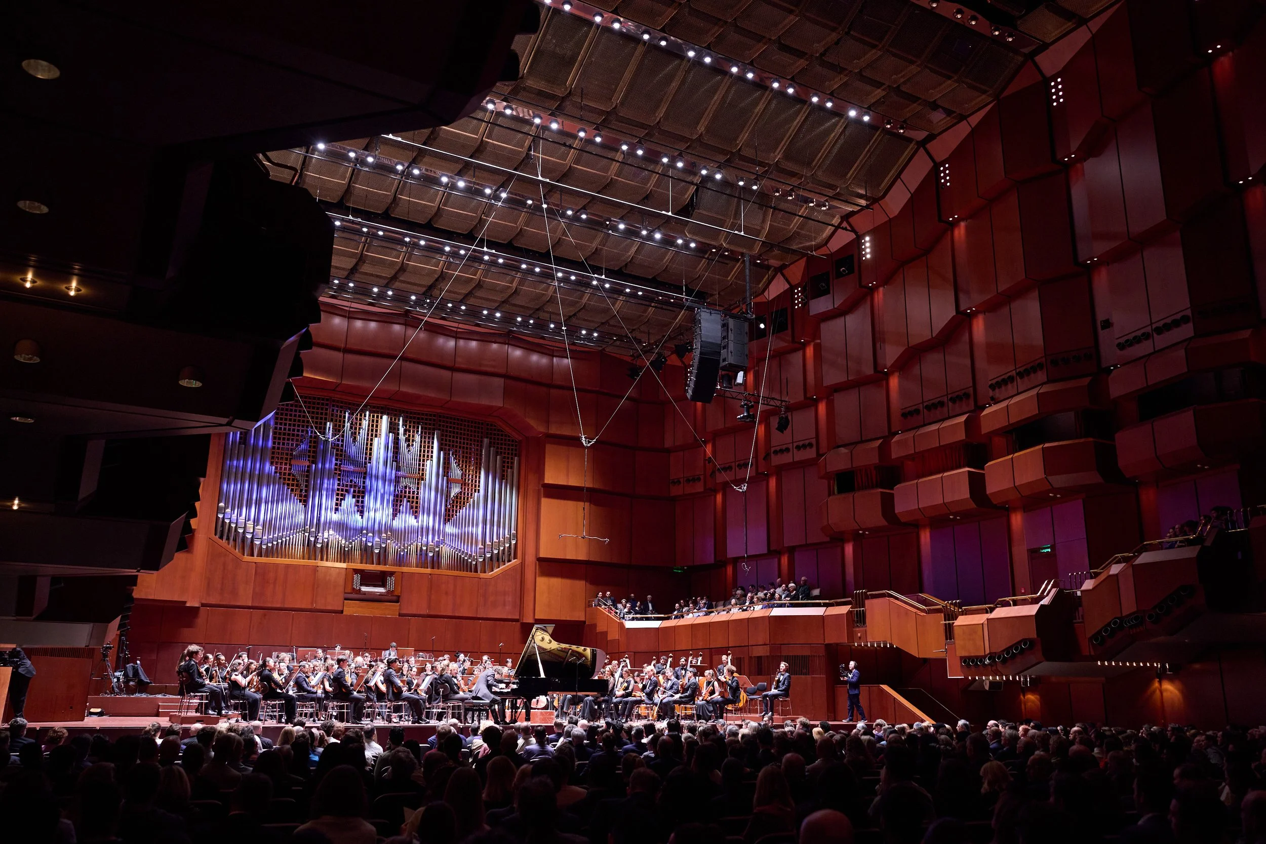 Spring Europe Tour a Spectacular Success