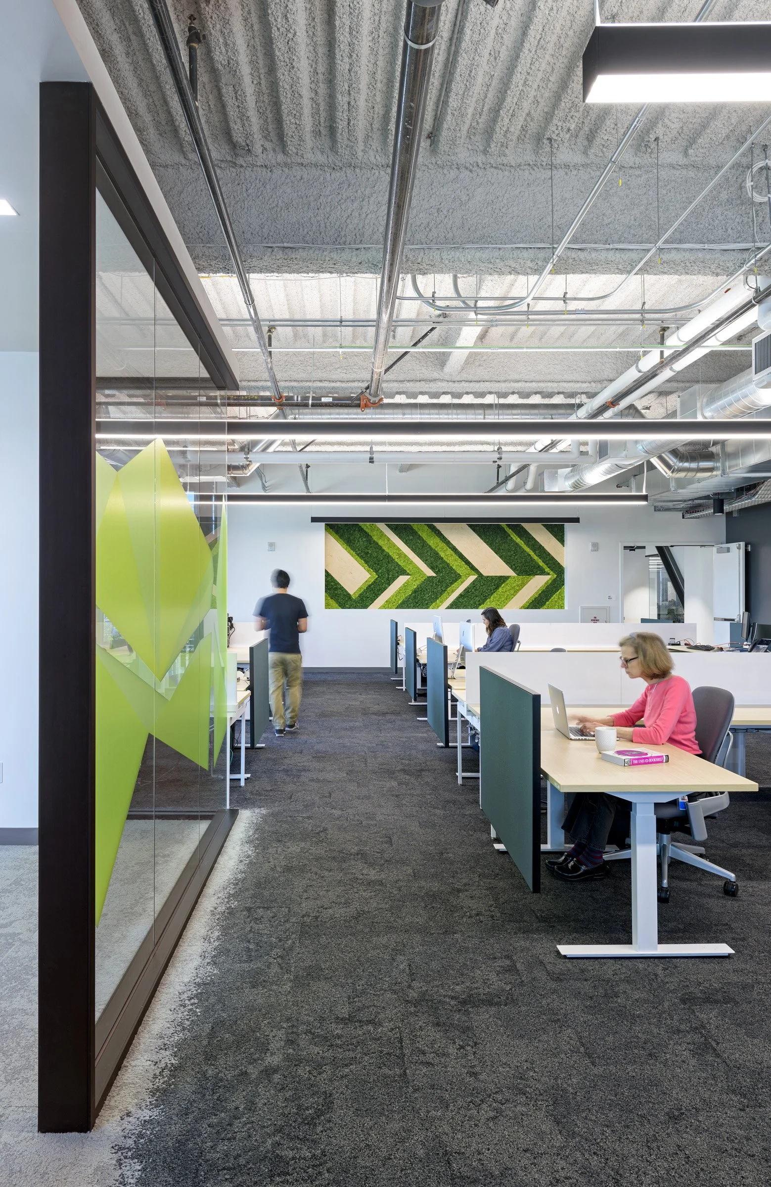 ComcastFloor2_14.jpg