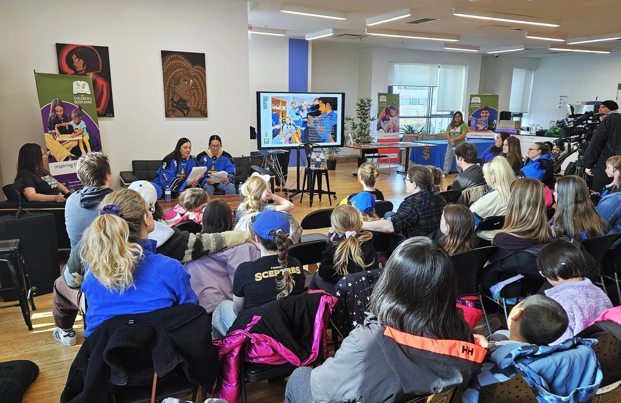 Families Inspired by Magical Toronto Sceptres Storytime