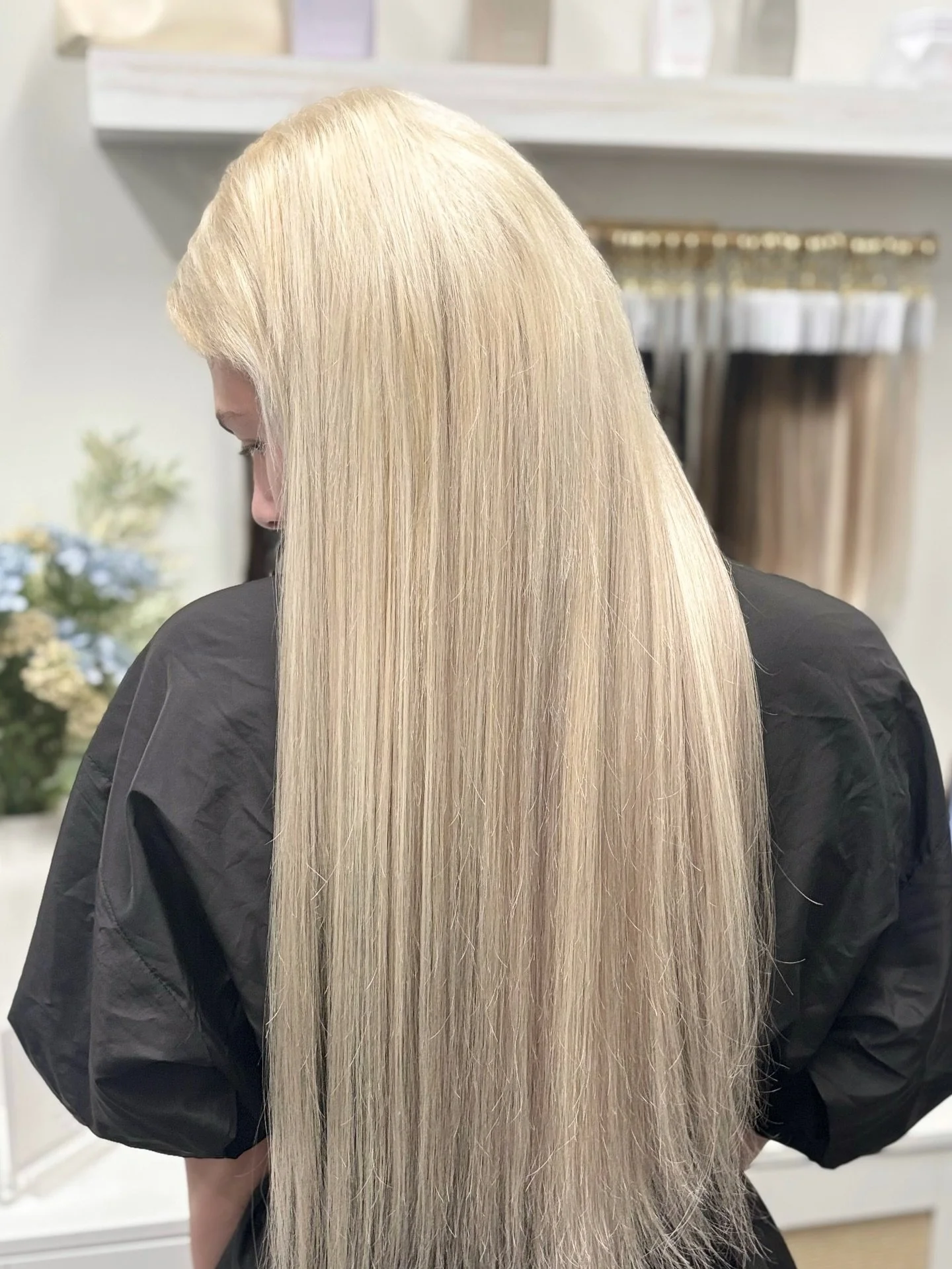 ☁️ The Creamy Extension Revival ☁️
From uneven warmth + tired ends to creamy, seamless luxury blonde ✨

This transformation was more than a tone &mdash; it was a full extension + color correction revival. We rebalanced her warmth, rebuilt tone, and c