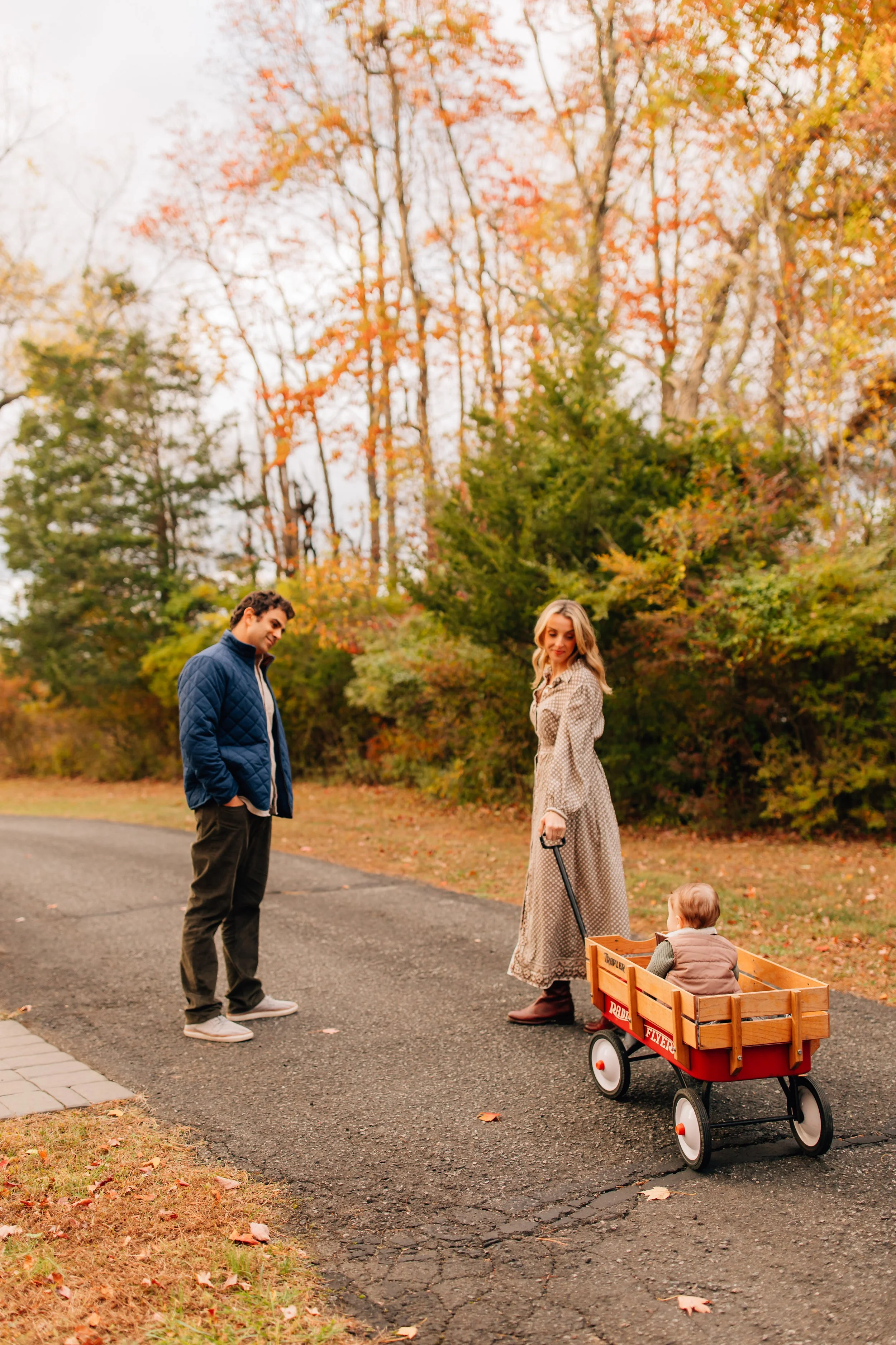 samanthamichellephotography-winter_family_session_at_home_october_2025-55.jpg