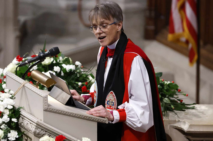 Preparing to Preach the Triduum