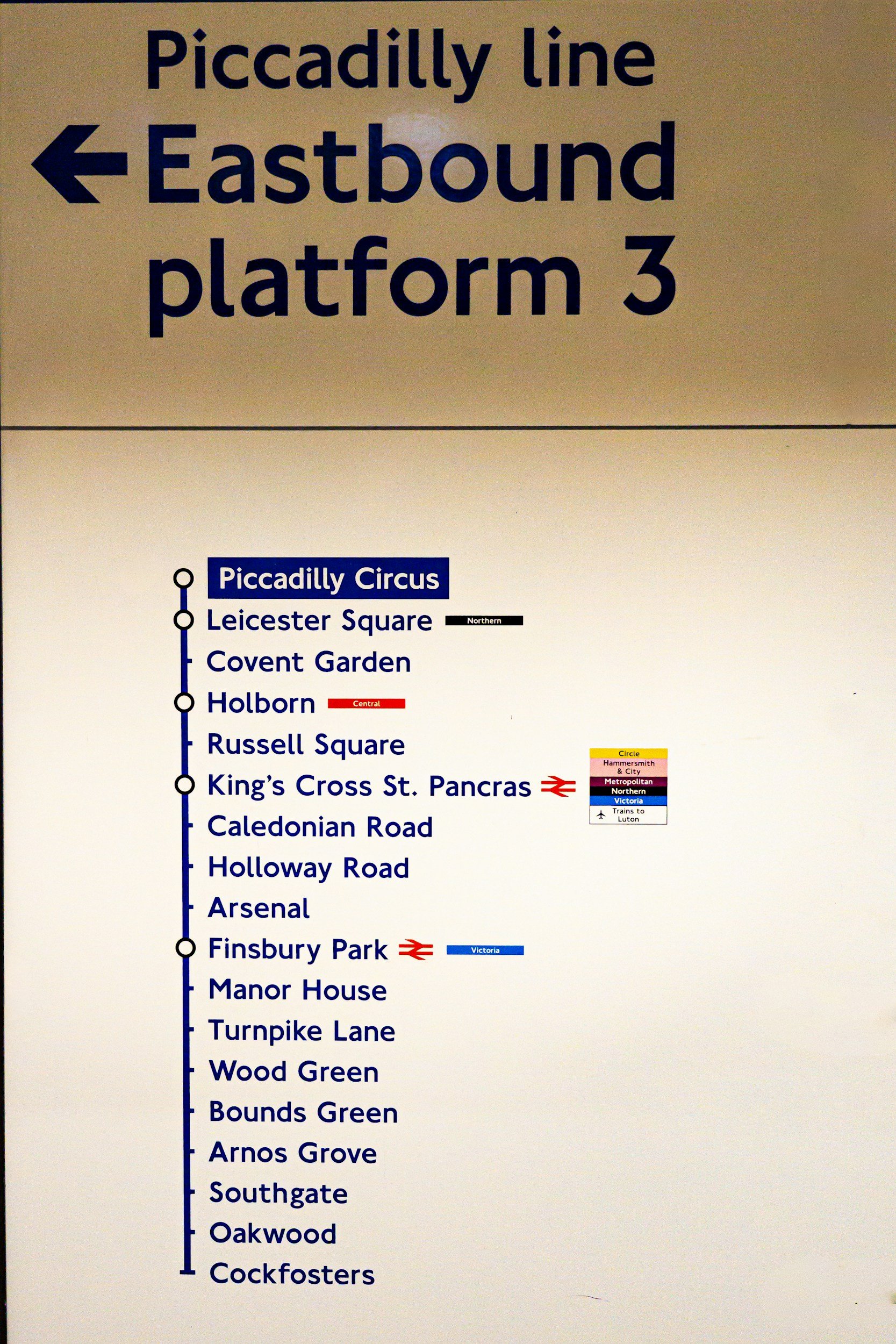 Piccadilly Line Delays: Issue, Alternative Routes &amp; How to Still Reach Heathrow on Time