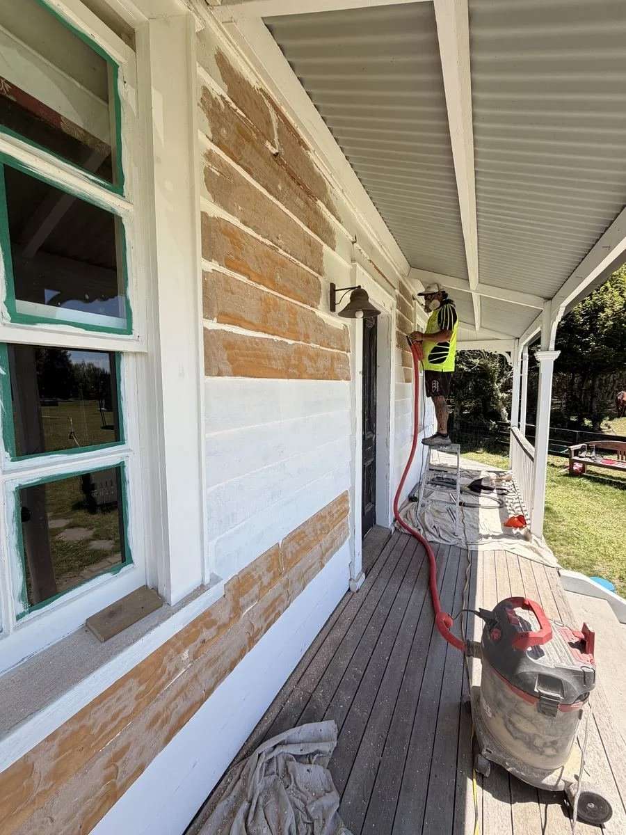 villa-exterior-weatherboard-strip-paint-shaver-prep.jpg