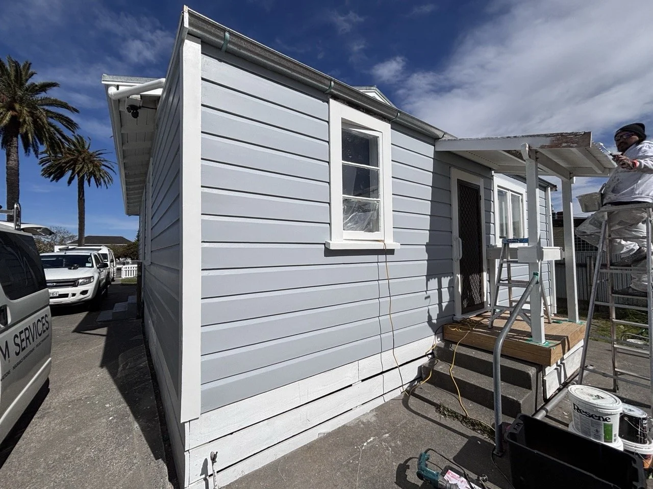kennedy-road-exterior-weatherboard-grey-repaint-in-progress.jpg