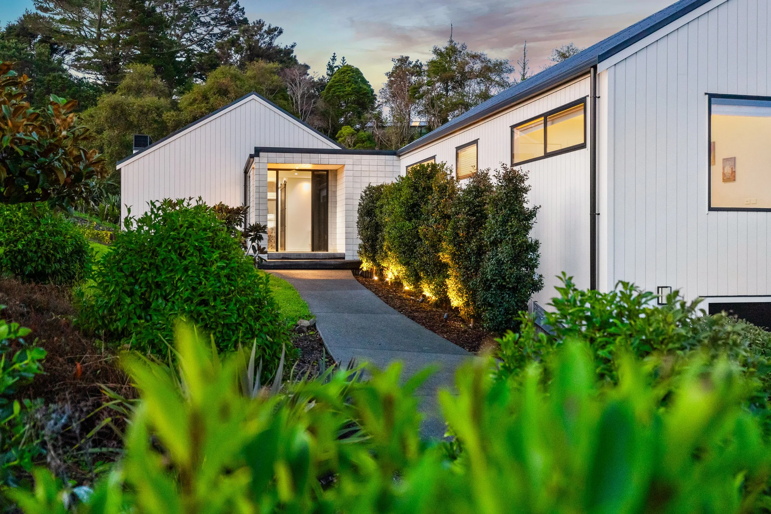 Full Res 8 Collings Drive 60.jpg