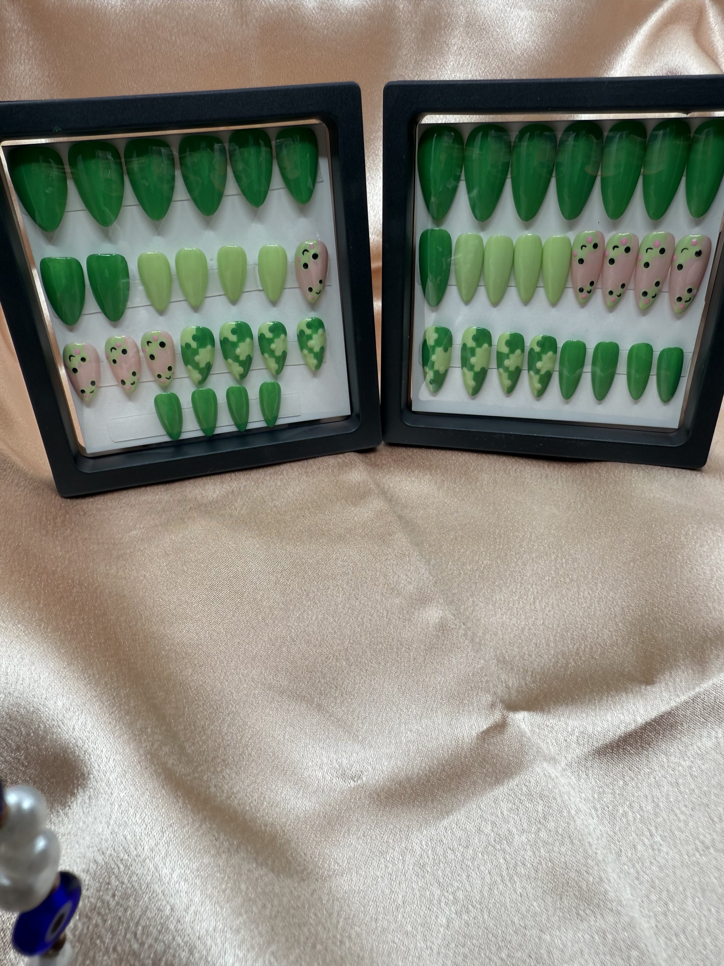 Lily Pad Cuties - Glossy