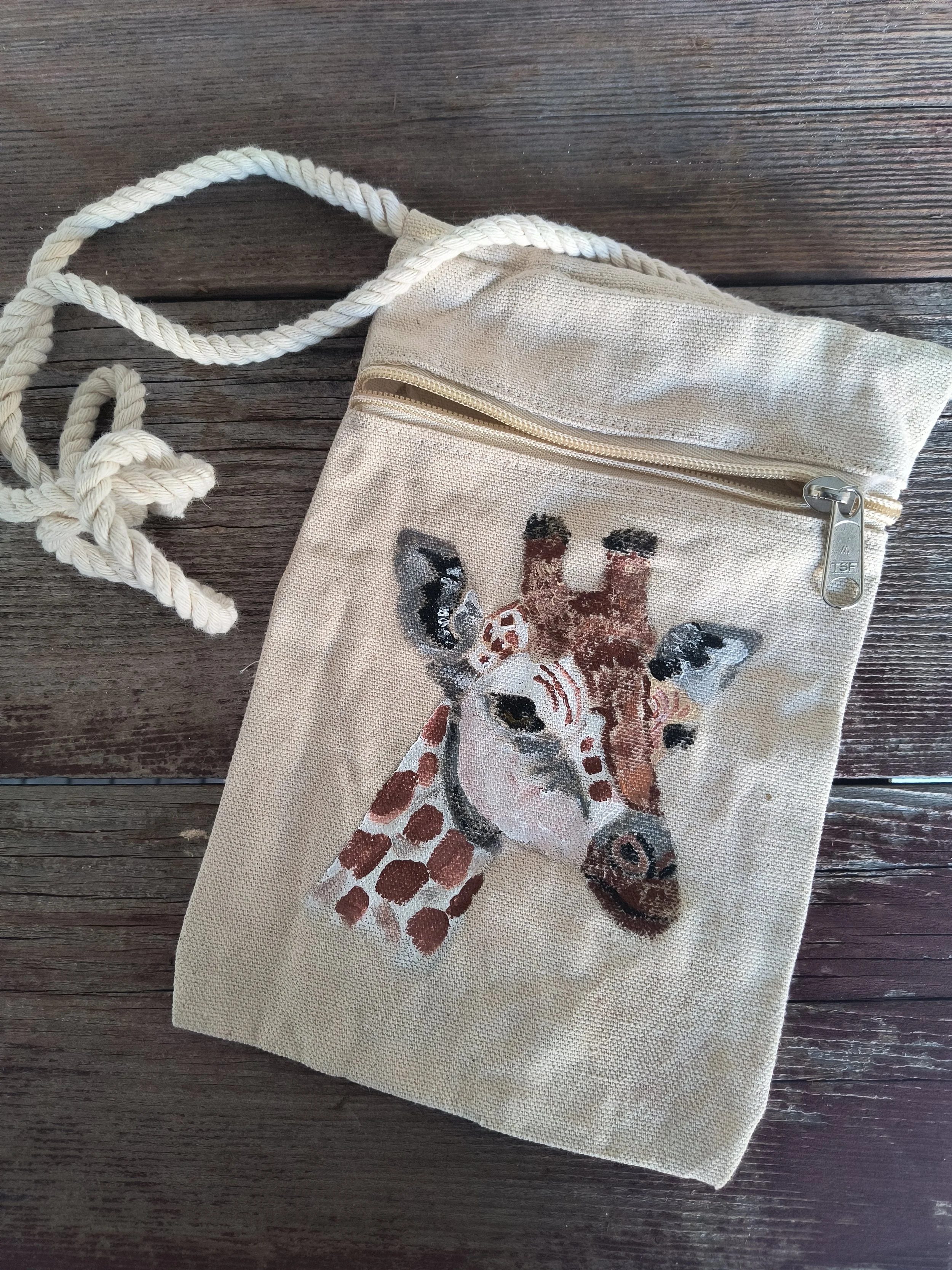 Giraffe bag (neutral)