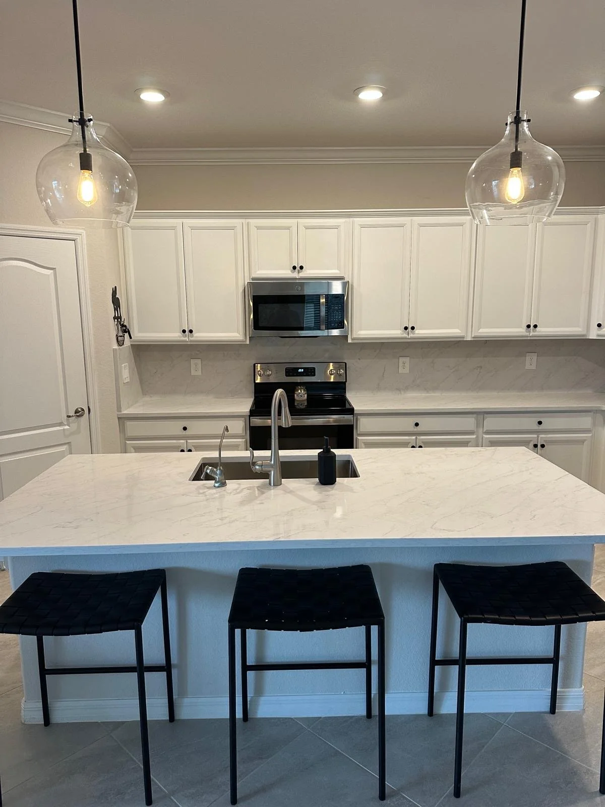 Kitchen remodel Full backsplash