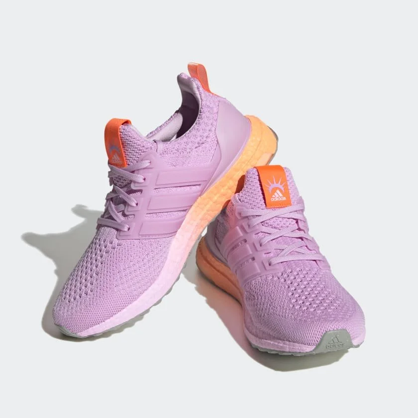 Ultraboost_5.0_DNA_Shoes_Purple_GV8737_04_standard.jpg