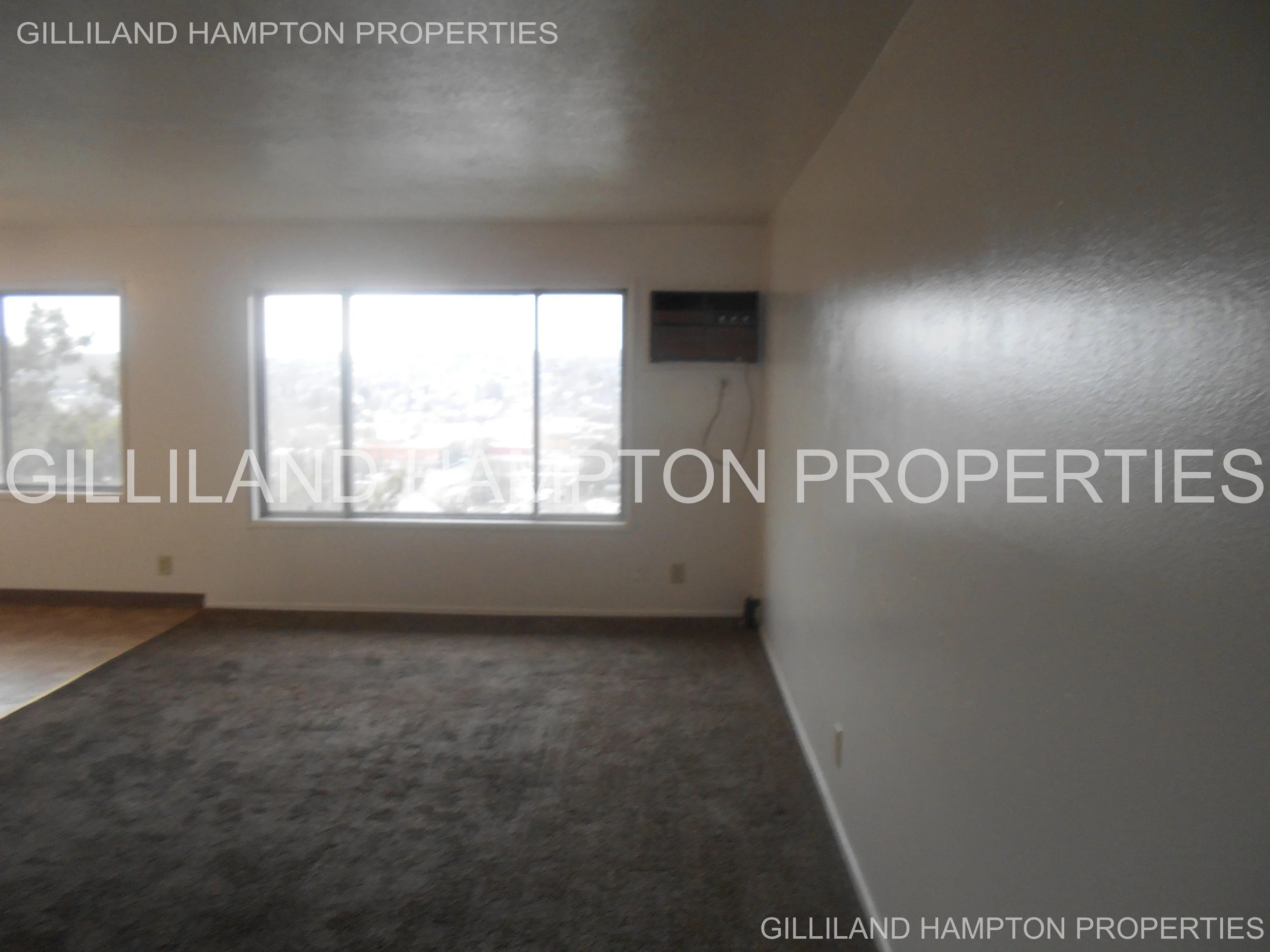 825 SE 2nd #10 | 3 br / 1 ba | $1050/mo