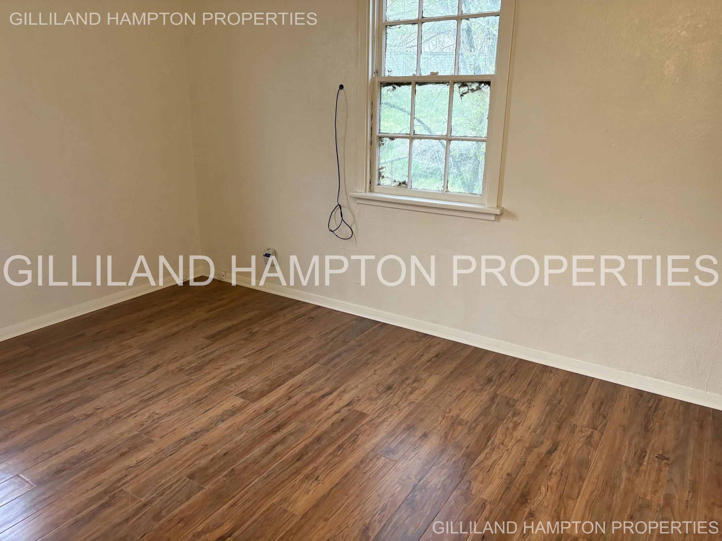 NEW 320 NW 15th 07.jpg