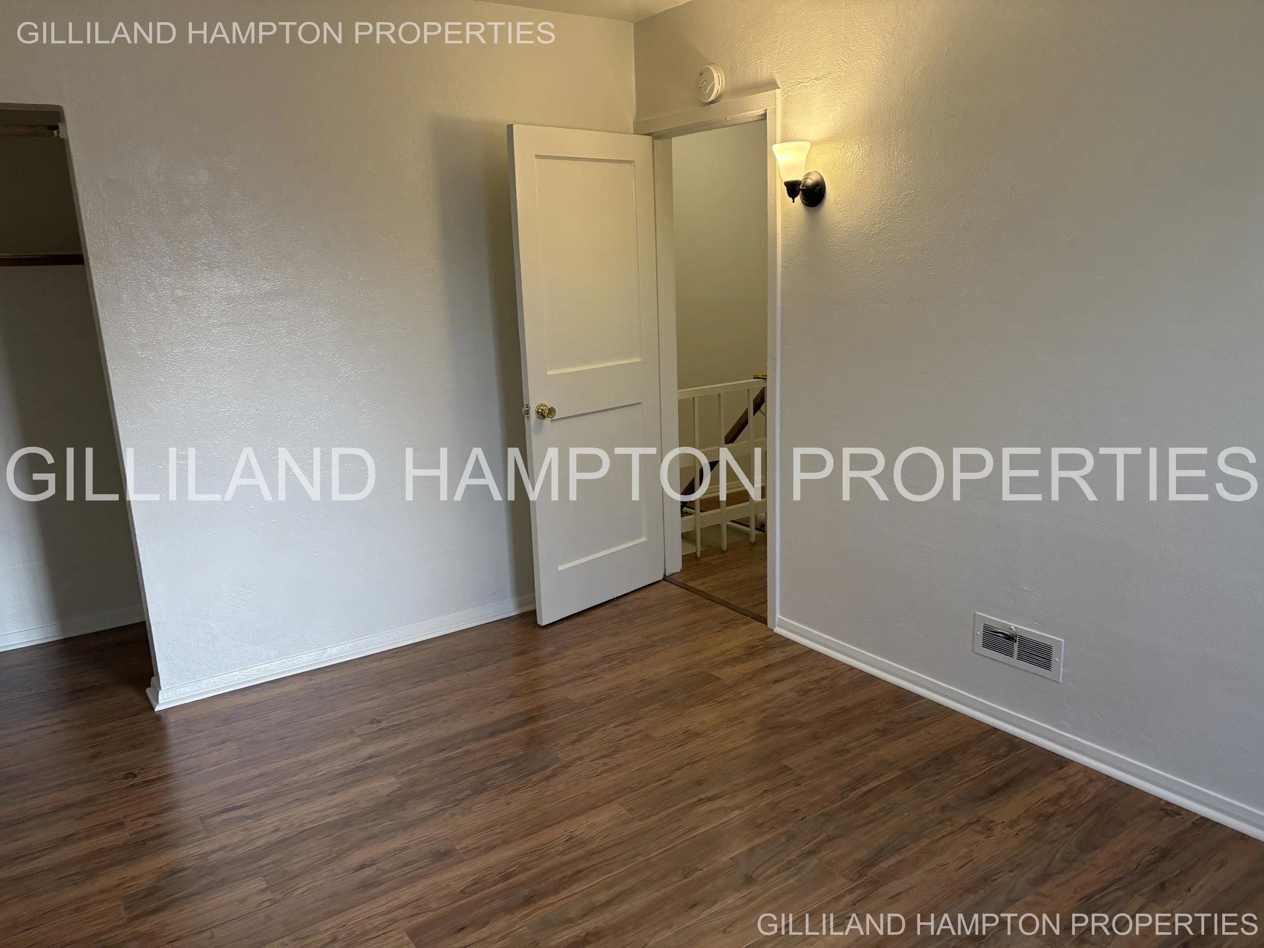 NEW 320 NW 15th 09.jpg