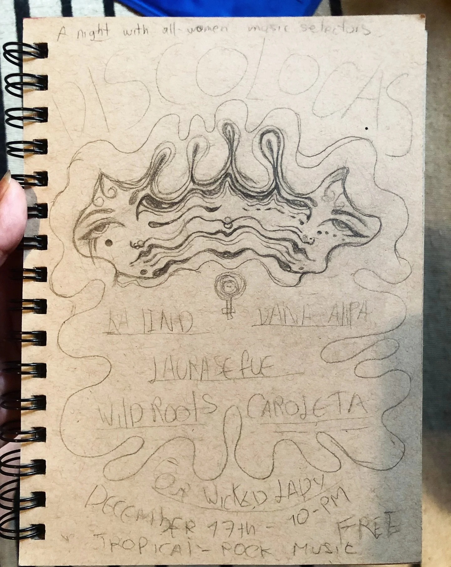 Quer&iacute;a compartir un poco de lo que ha sido el proceso creativo para el arte de @discolocas en estos 4 a&ntilde;os, estos son algunos de los flyers echos por mi✨La parte visual se convirti&oacute; un proyecto el cual no esperaba (porque aj&aacu