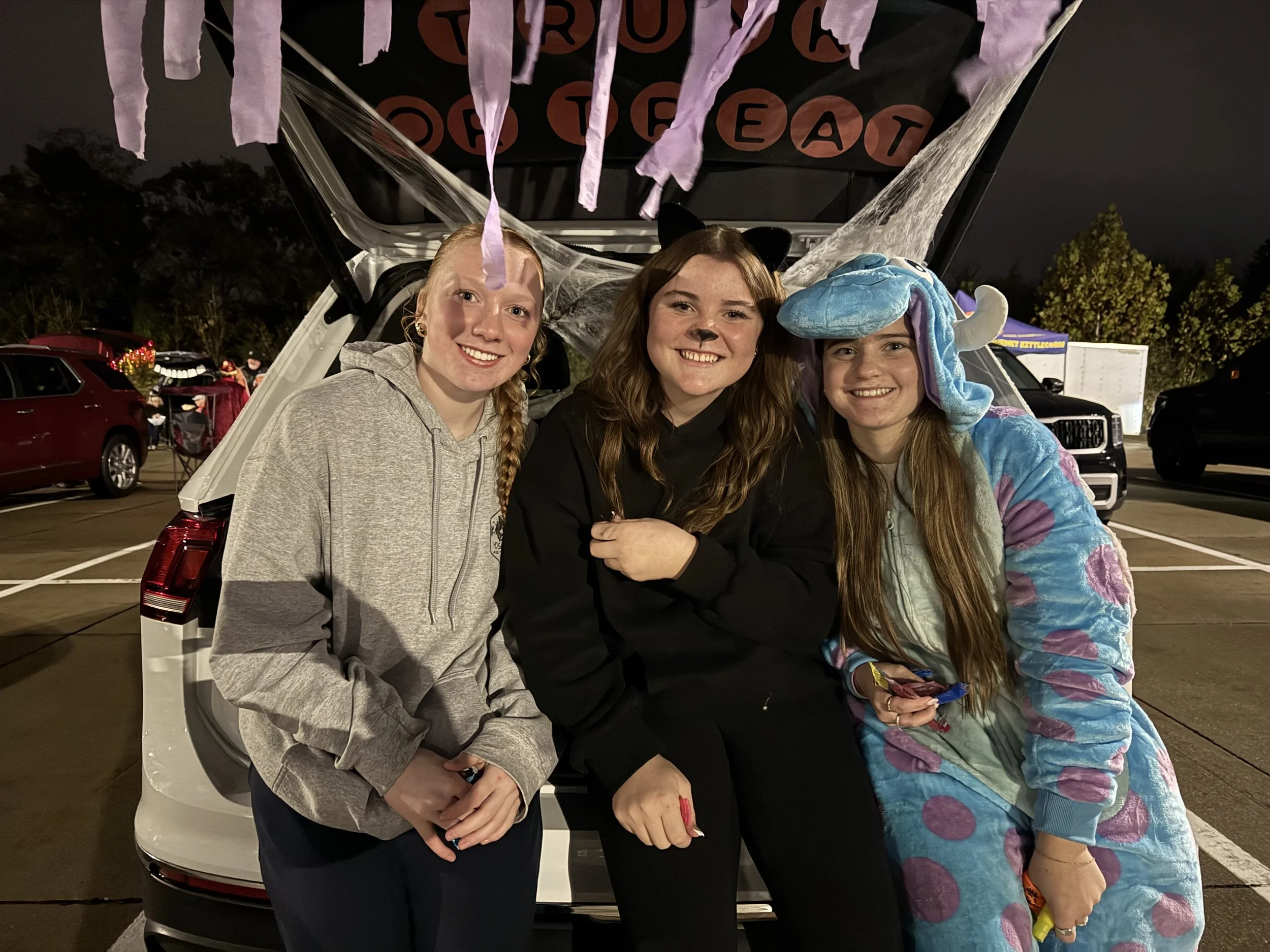 SOAR Trunk or Treat 2025.(8).jpeg
