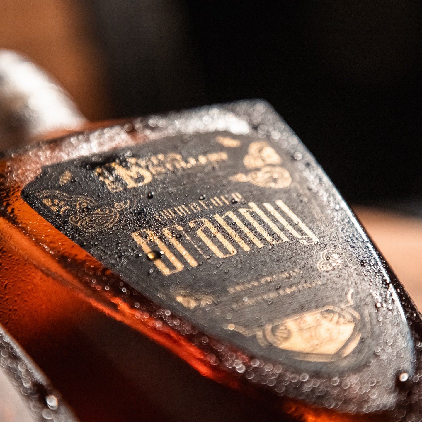 Blk-Label-Closeup.jpg