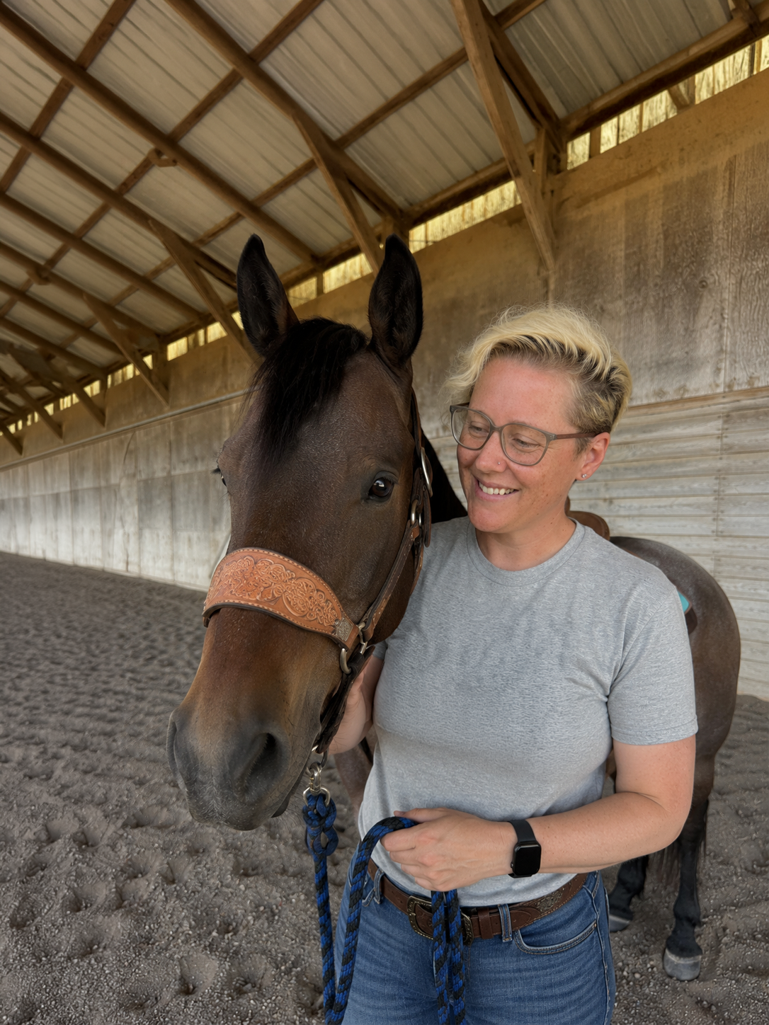 candidhorsephoto.png