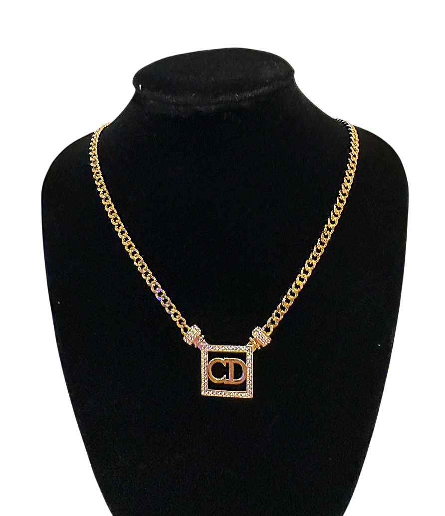 jewelry-Photoroom.png