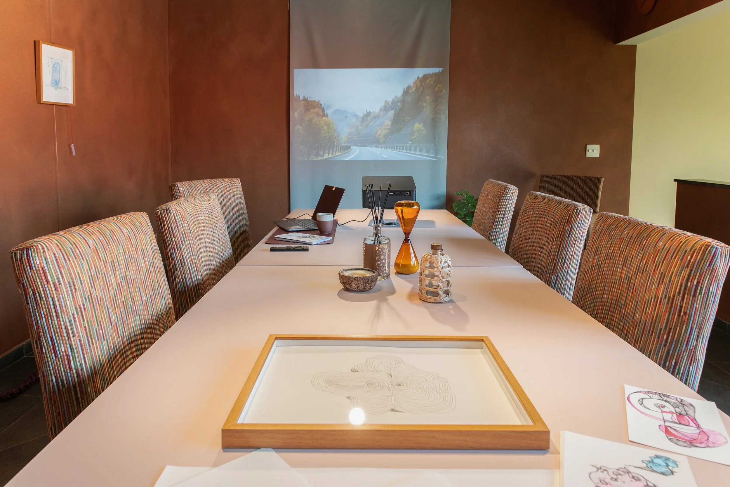 Sala Conceição da Casa Cuia, ambiente para reuniões, grupos de estudo, oficinas e eventos em Perdizes.