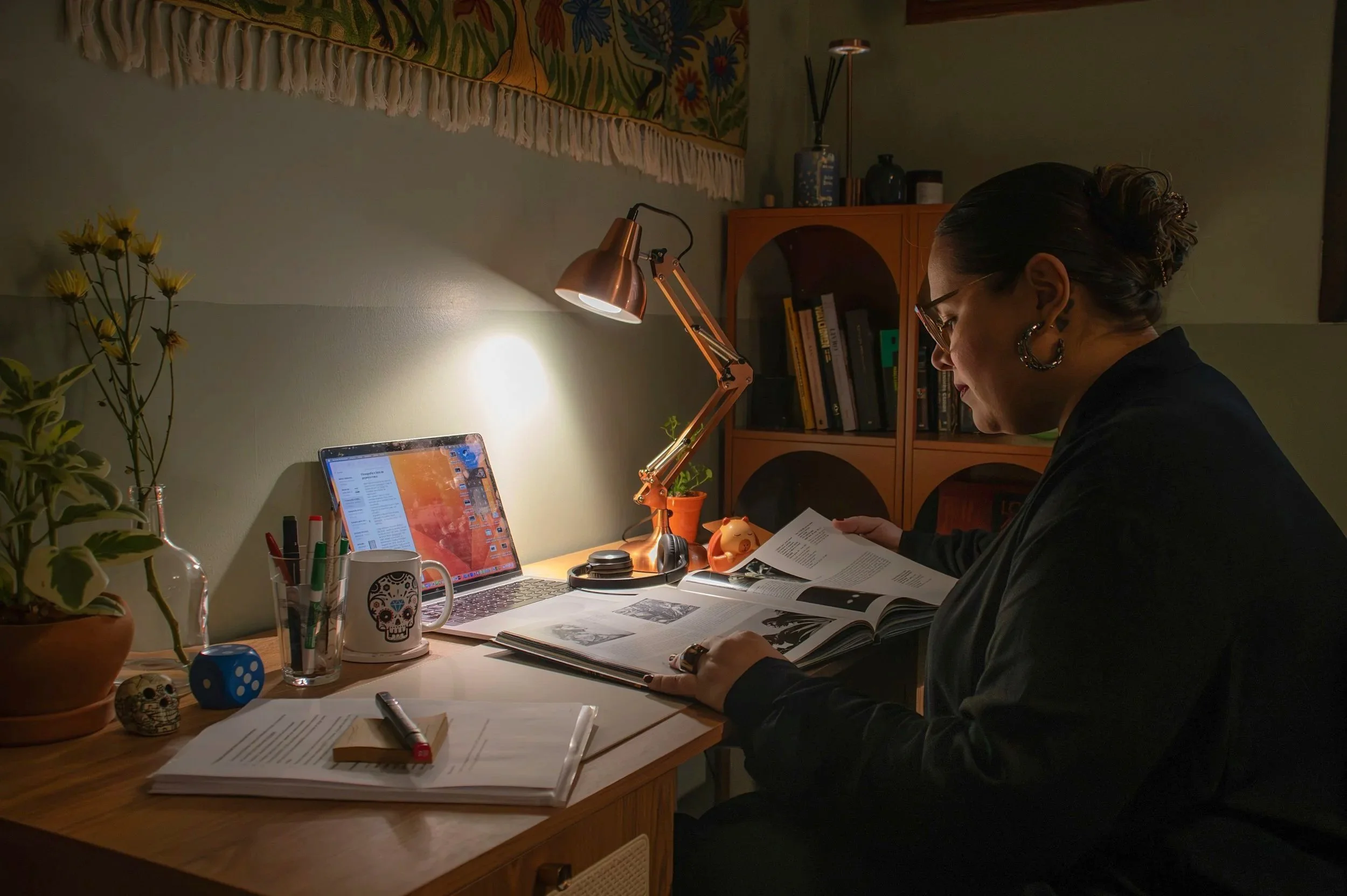 Ambiente acolhedor da Casa Cuia para pesquisa, escrita, autoria e trabalho.