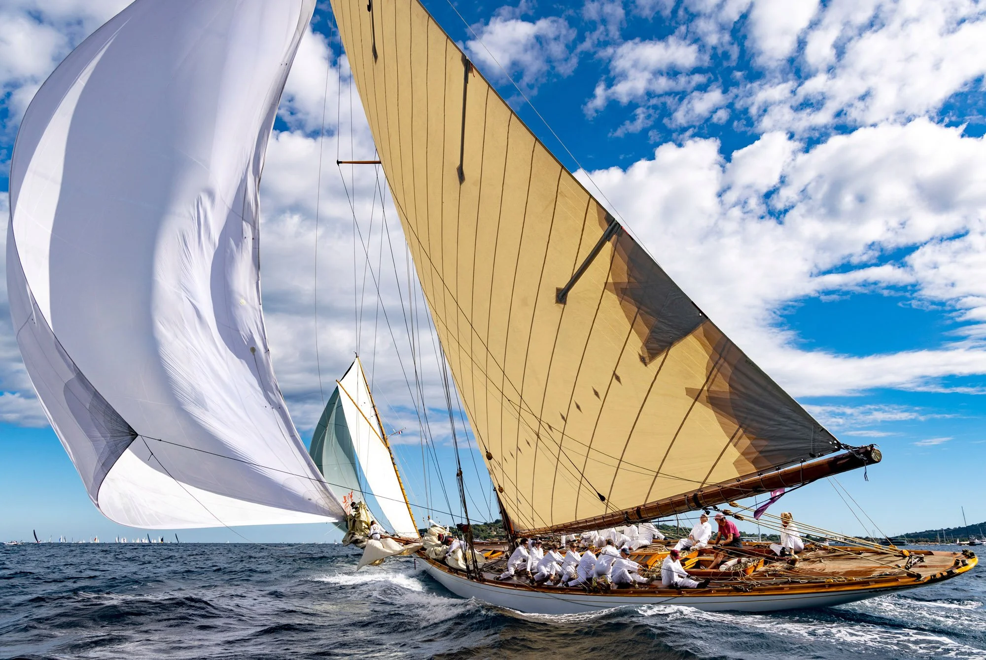 Timeless Lines, Perfected Choreography