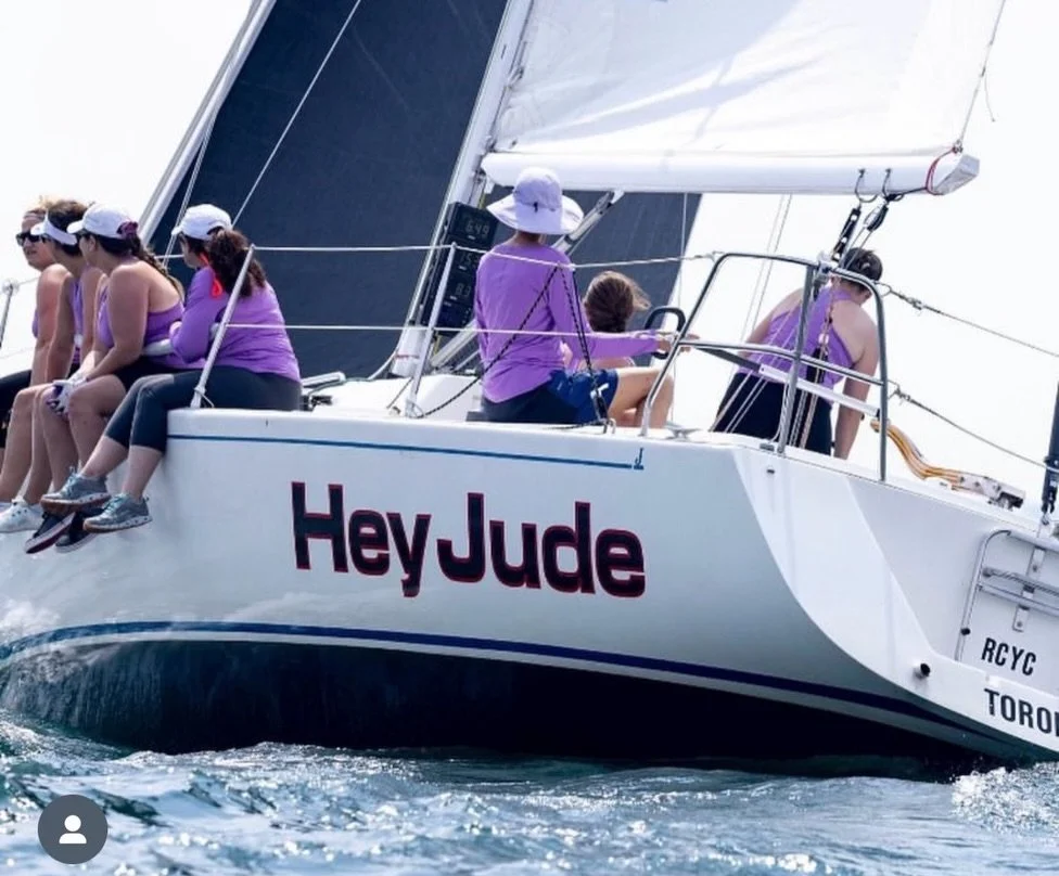 Throwback to 2024 with the @j105women who I was lucky to photograph at the J105 Women&rsquo;s Championship in Ontario. HEY JUDE was the 2022 winning team and they came back for another win that year as well 👏. Skippered by a skilled Karen McRae they