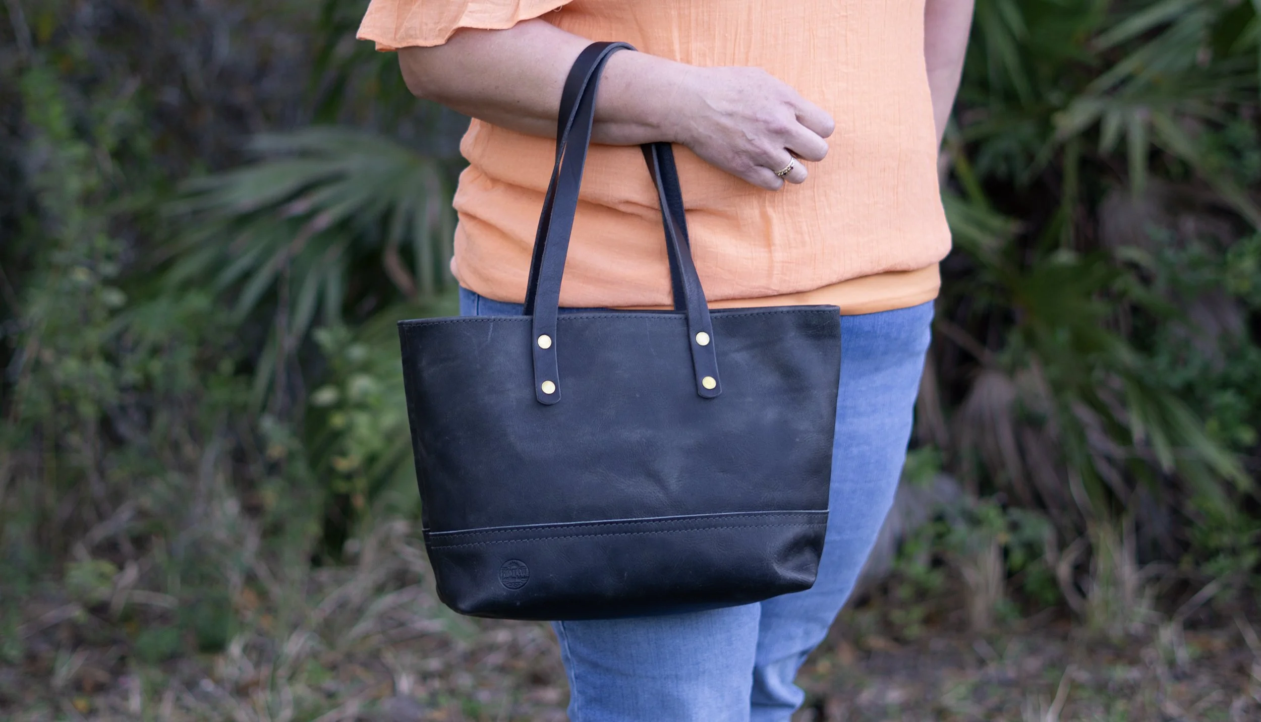 The Everyday Tote - Charcoal - Scale View.jpg