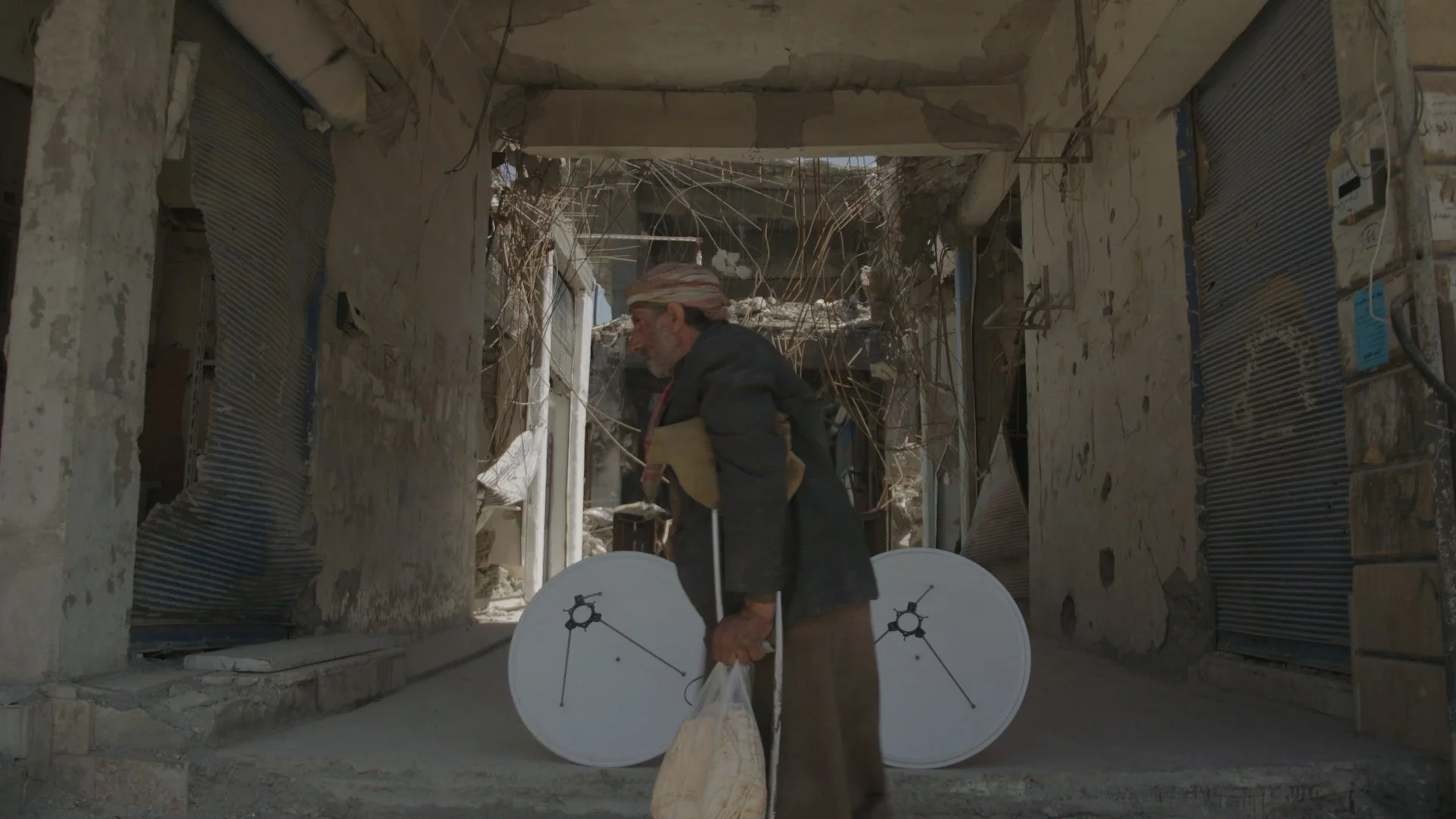 daniel-hollis-diamond-cinematographer-cinematography-director-of-photography-vice-hbo-31.jpg