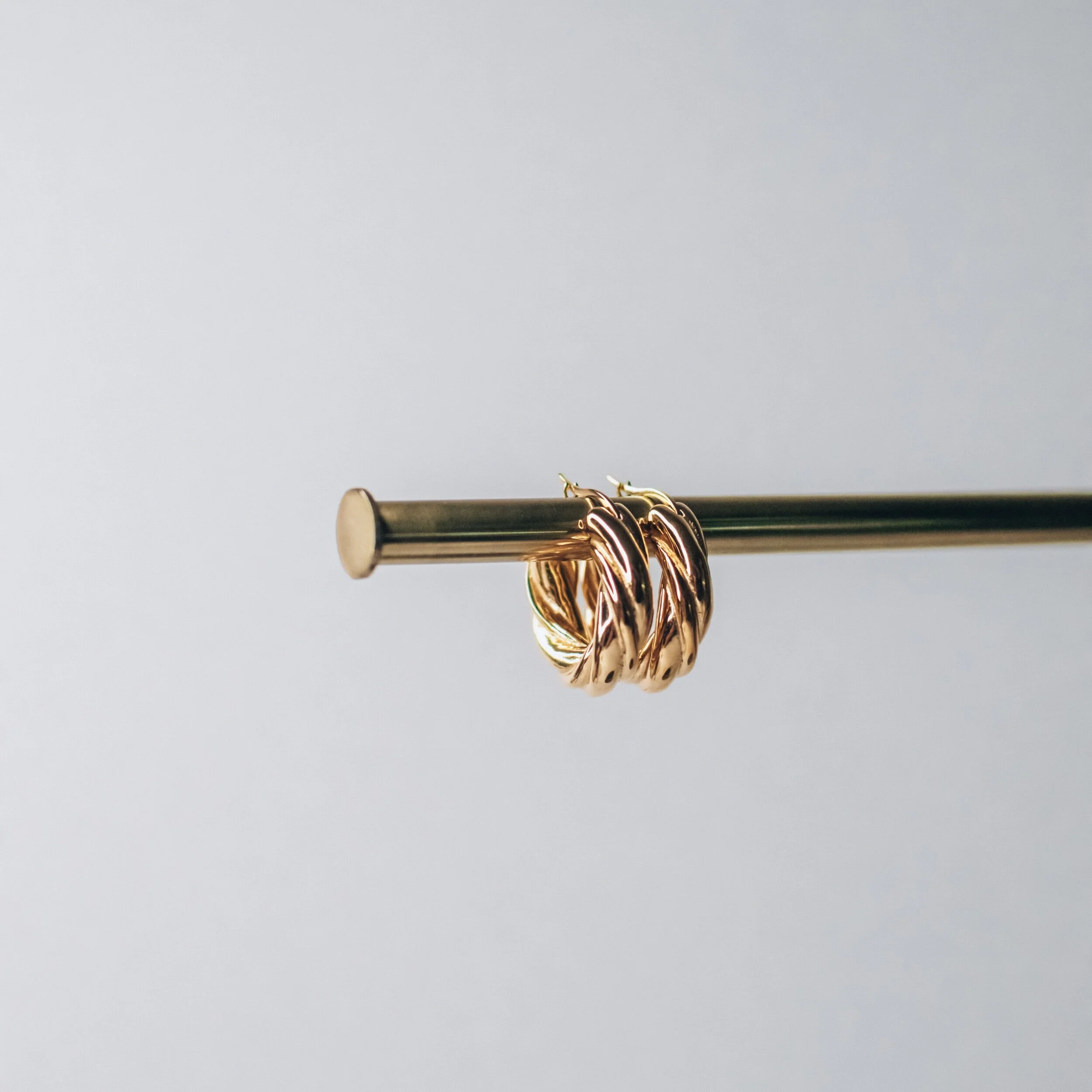 8054C8FA-1857-48F3-AB53-CAF763DF482C