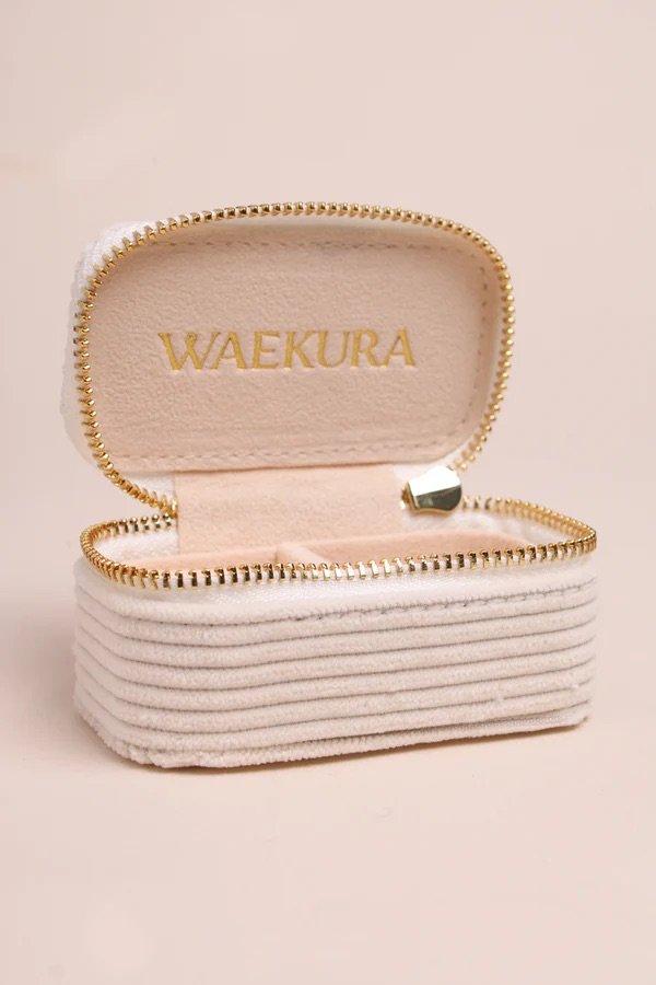 coffretblanc-mini-waekura-2.jpeg