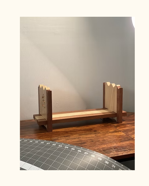 WOOD.