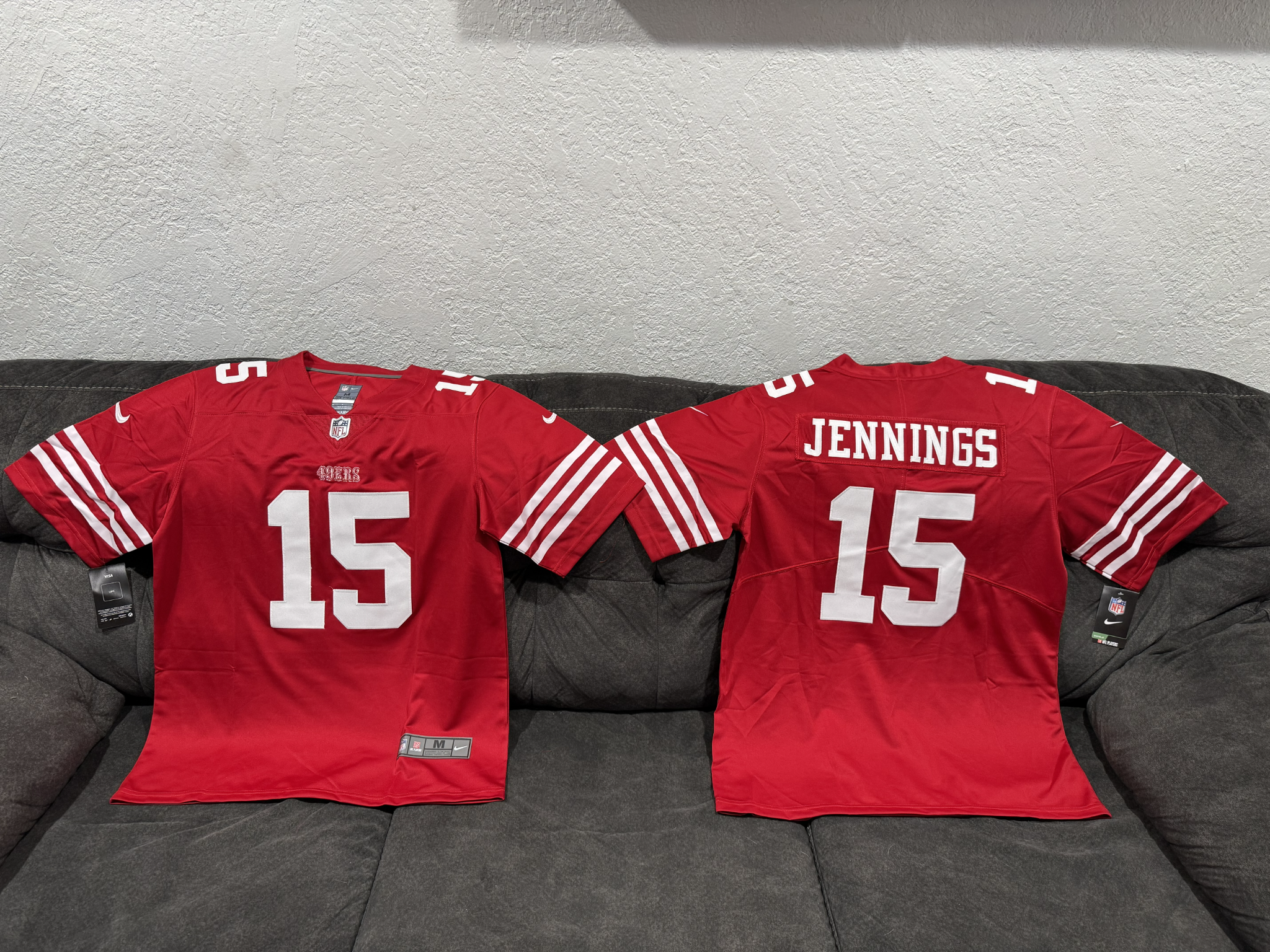 Juan Jennings 49ers jersey

Men sizes only!
