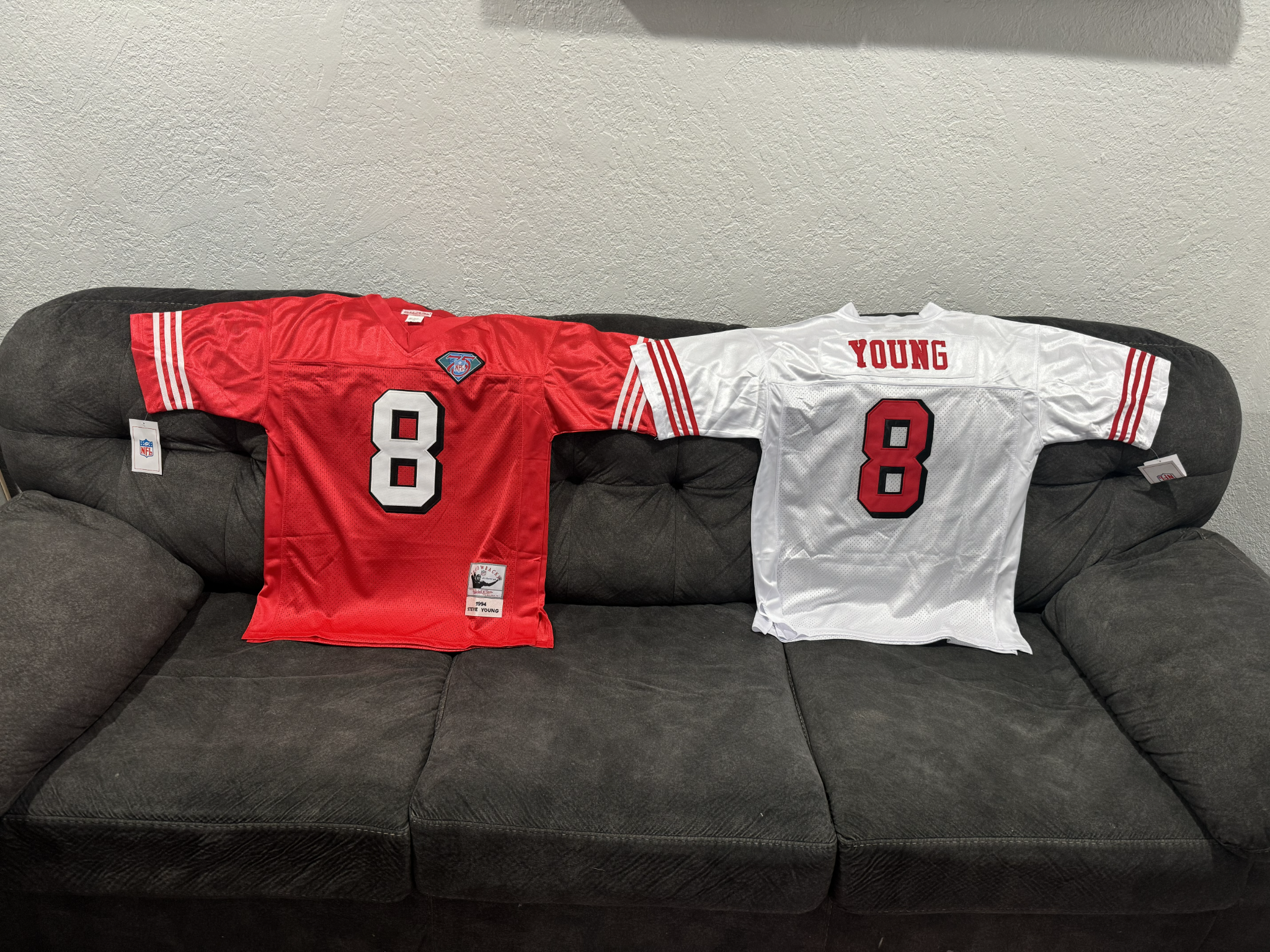 Steve Young 49ers 1994 75th anniversary throwback jersey

Men sizes only!
