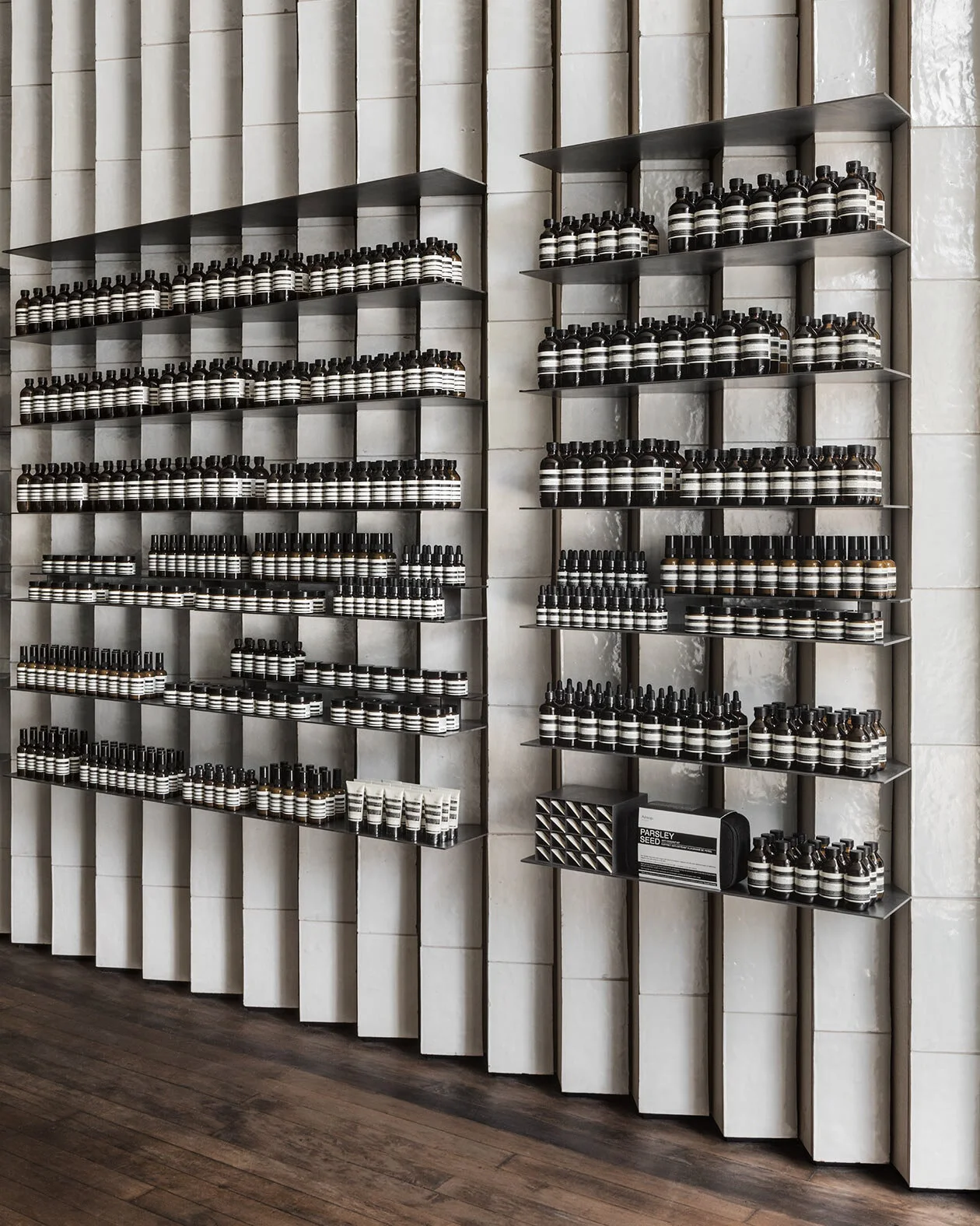 Aesop-Williamsburg-Split-2-Desktop-1260x1576px.jpg