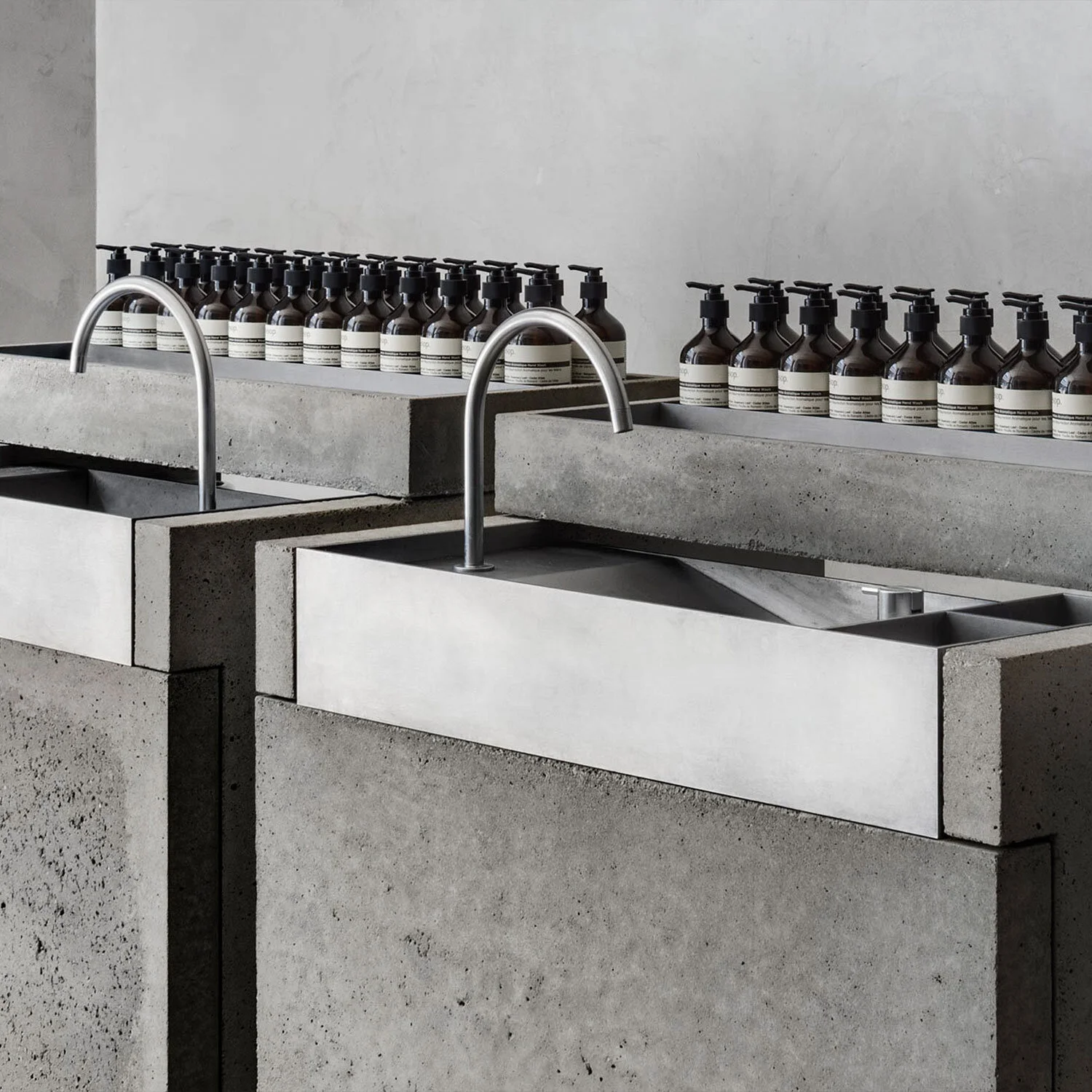 AESOP   WILLIAMSBURG