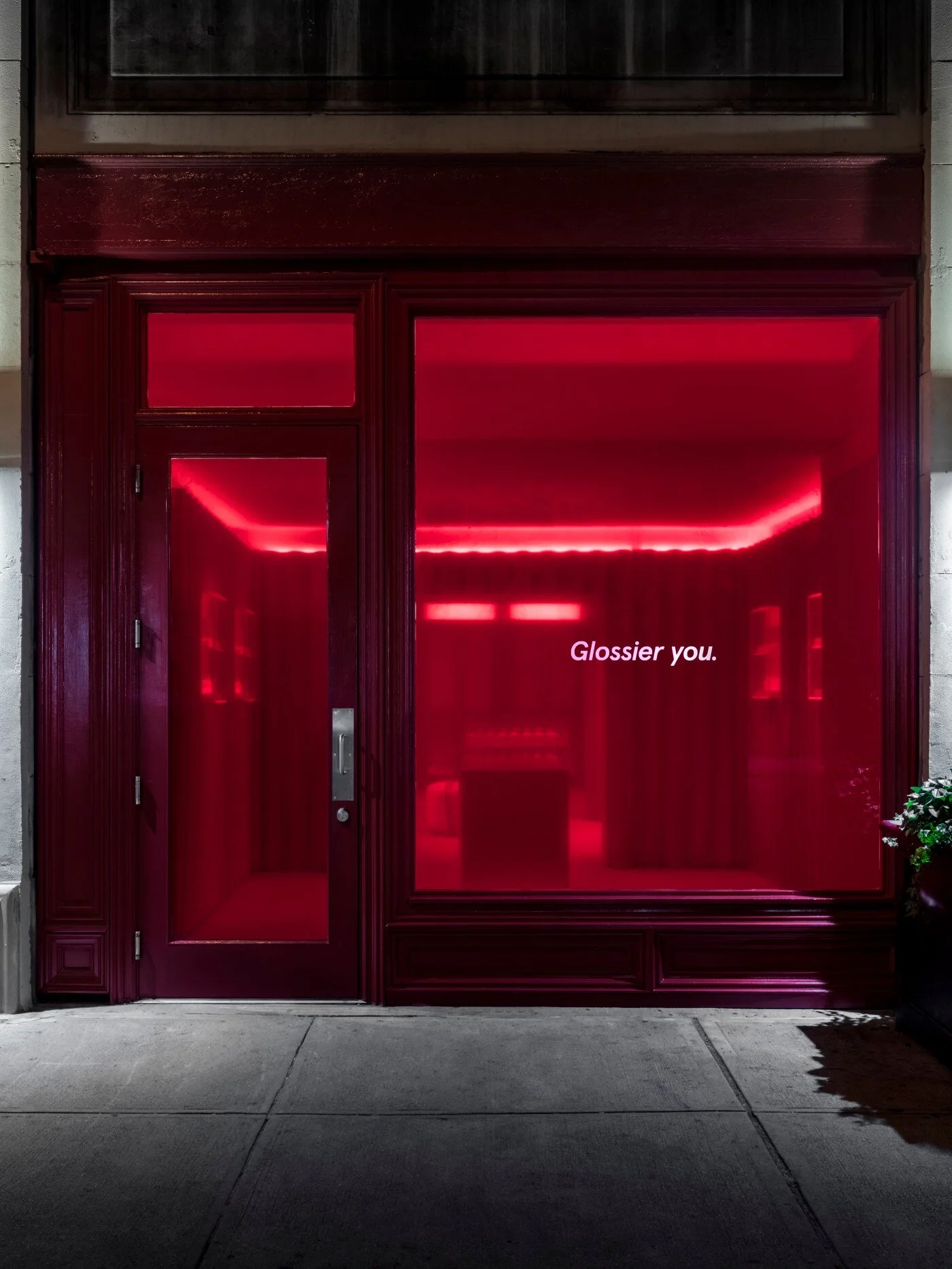 GLOSSIER_NYC_POPUP_208-HDR-Edit.jpeg